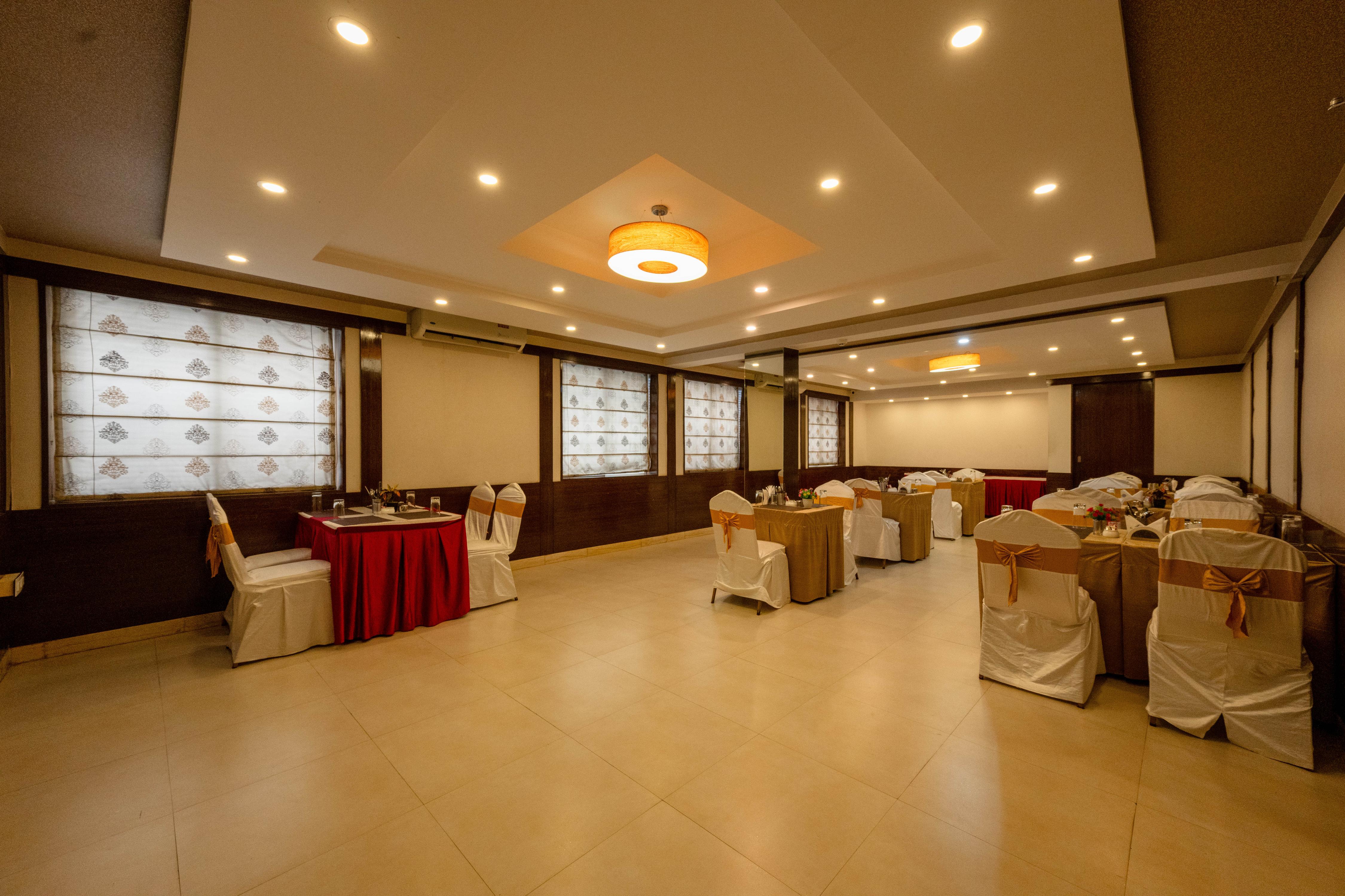NANDHANA PALACE