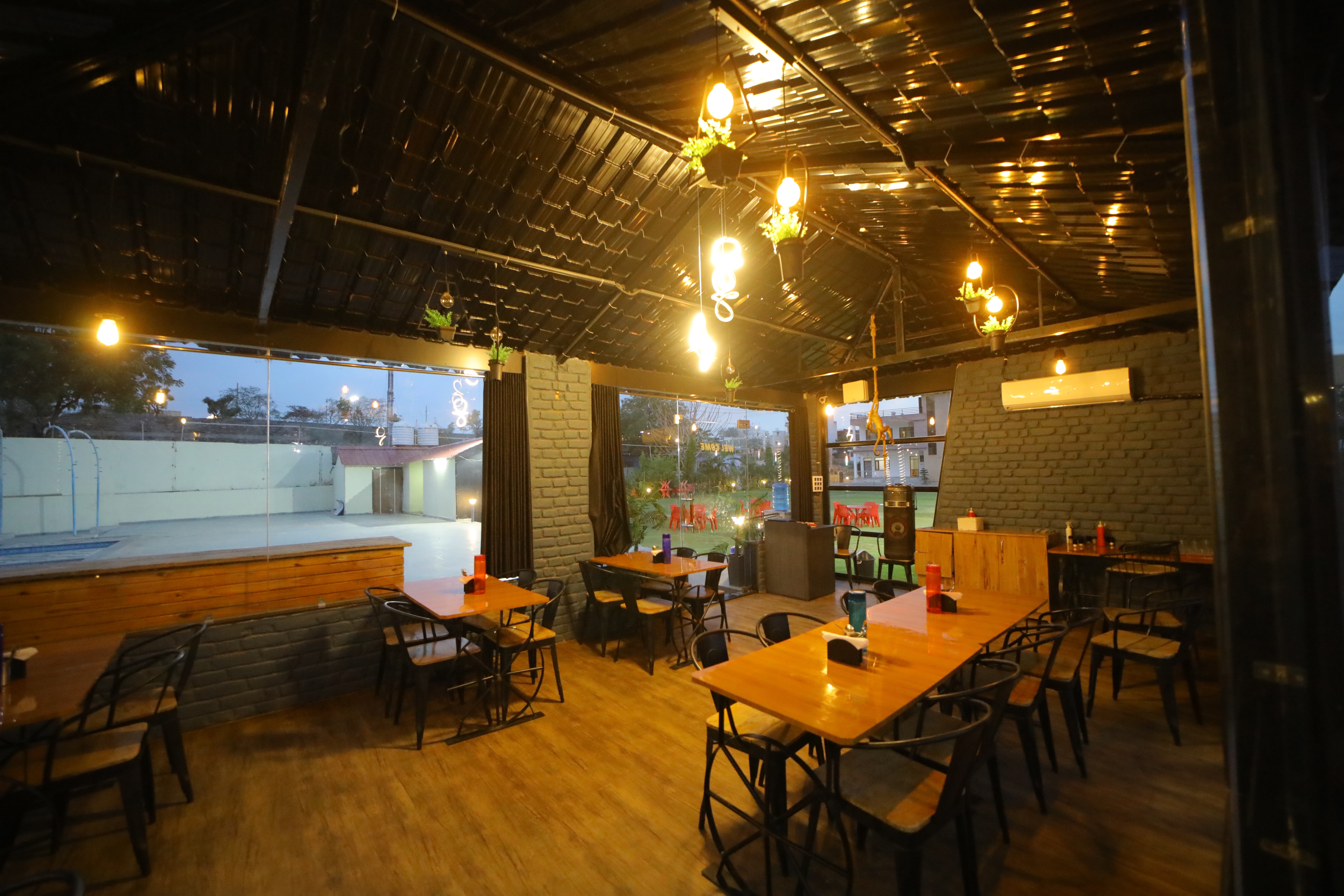 Shiv Ashray Cafe