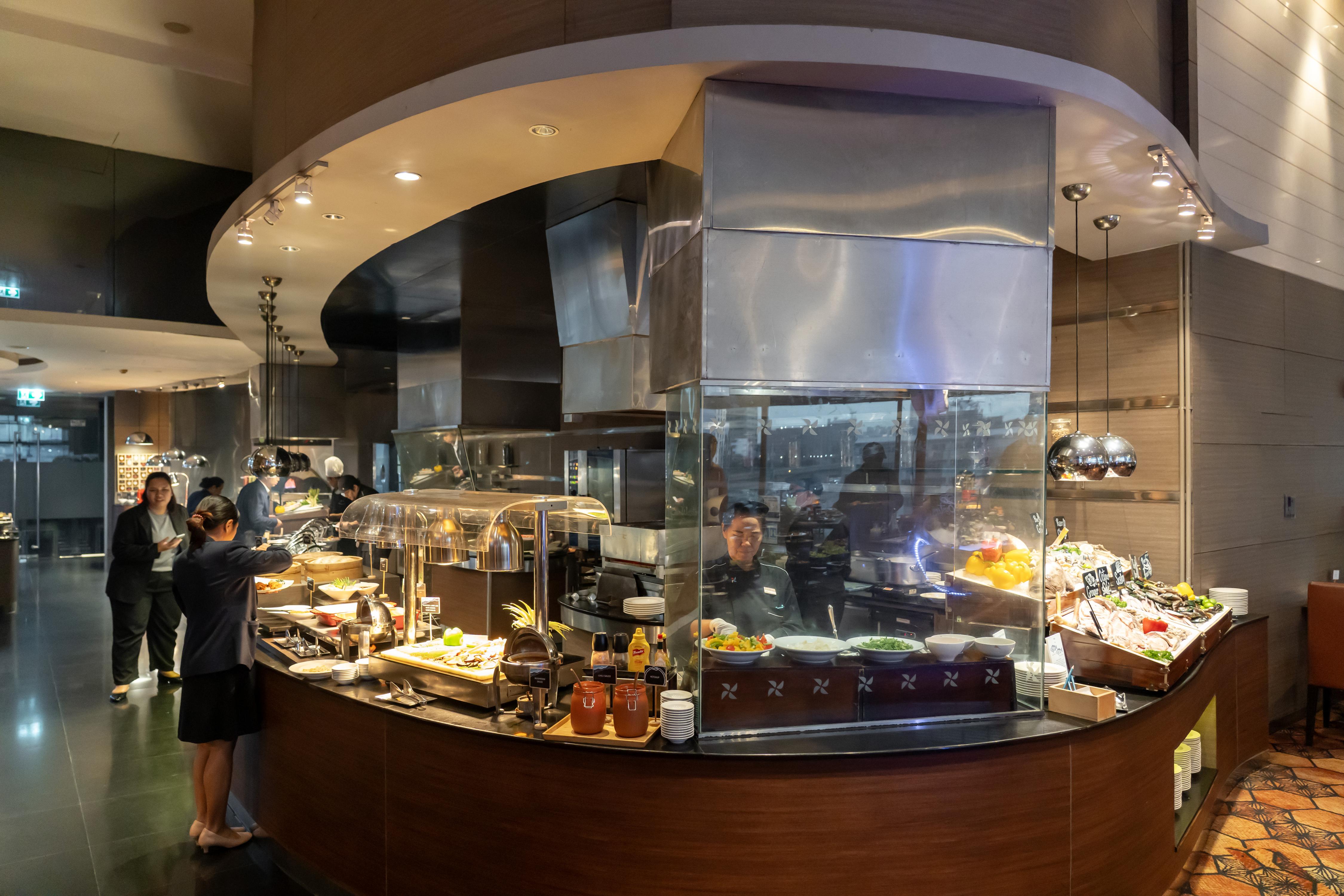 Ploenchit All day dining