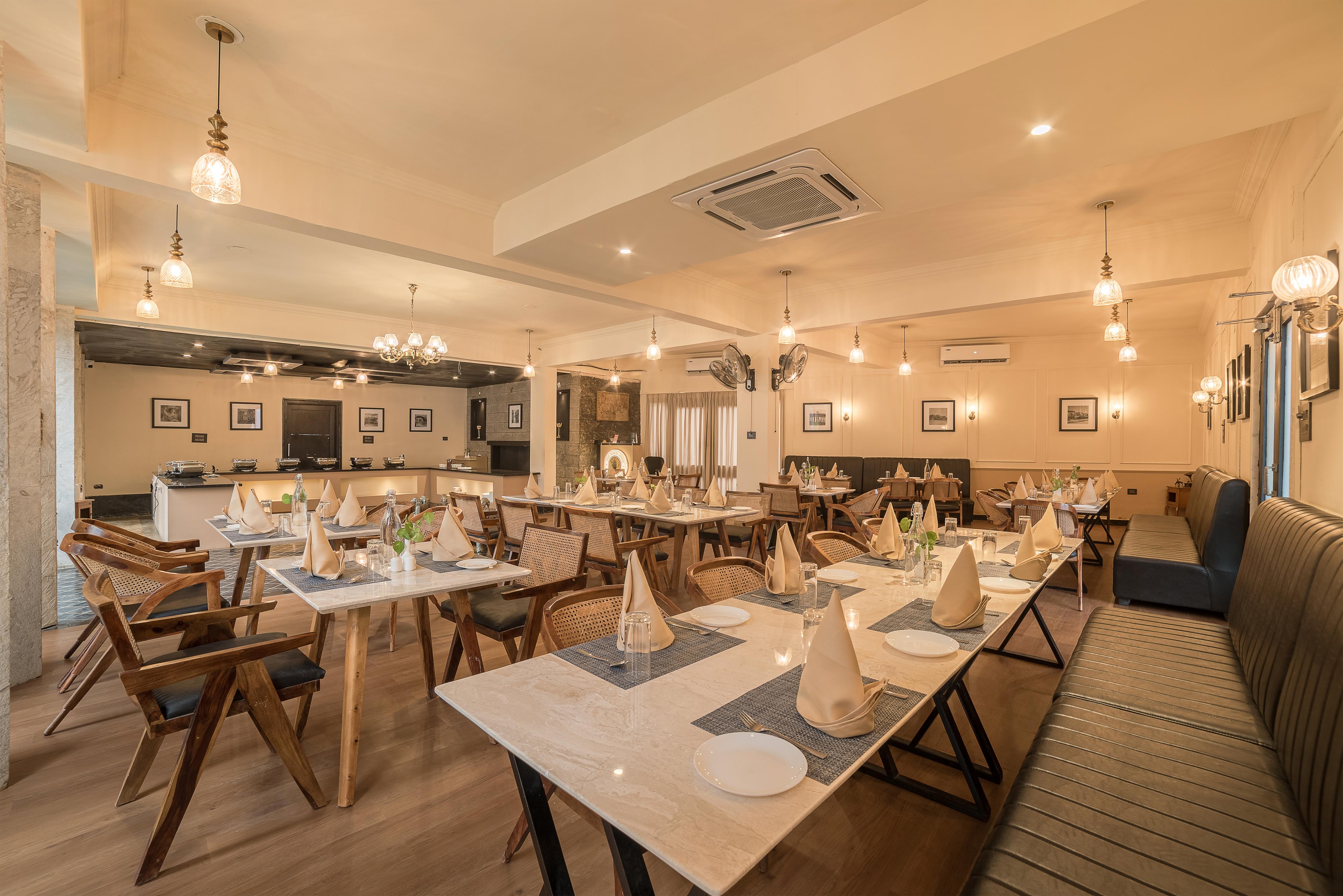 The Royal Fork Restaurant & Coffee Shop