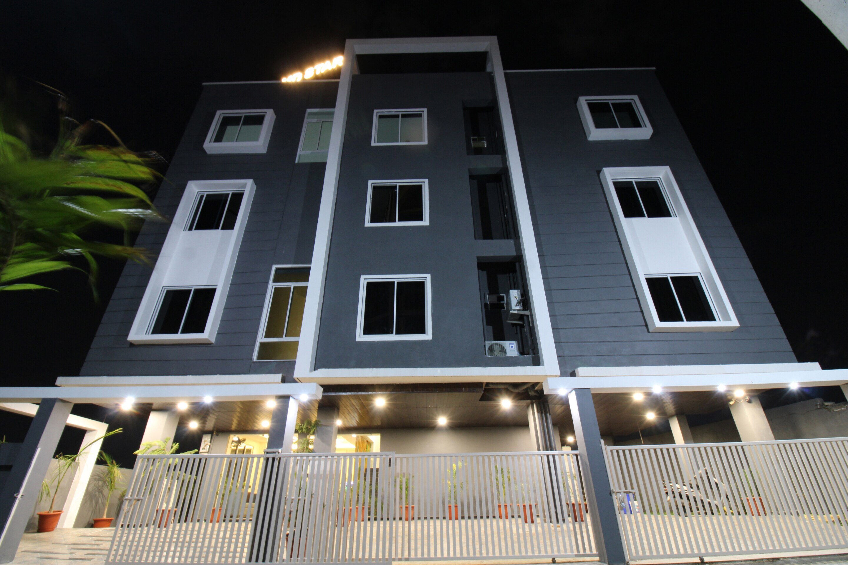 Townhouse 1040 Hotel Md Star | Nagpur Hotel BOOK @ ₹1