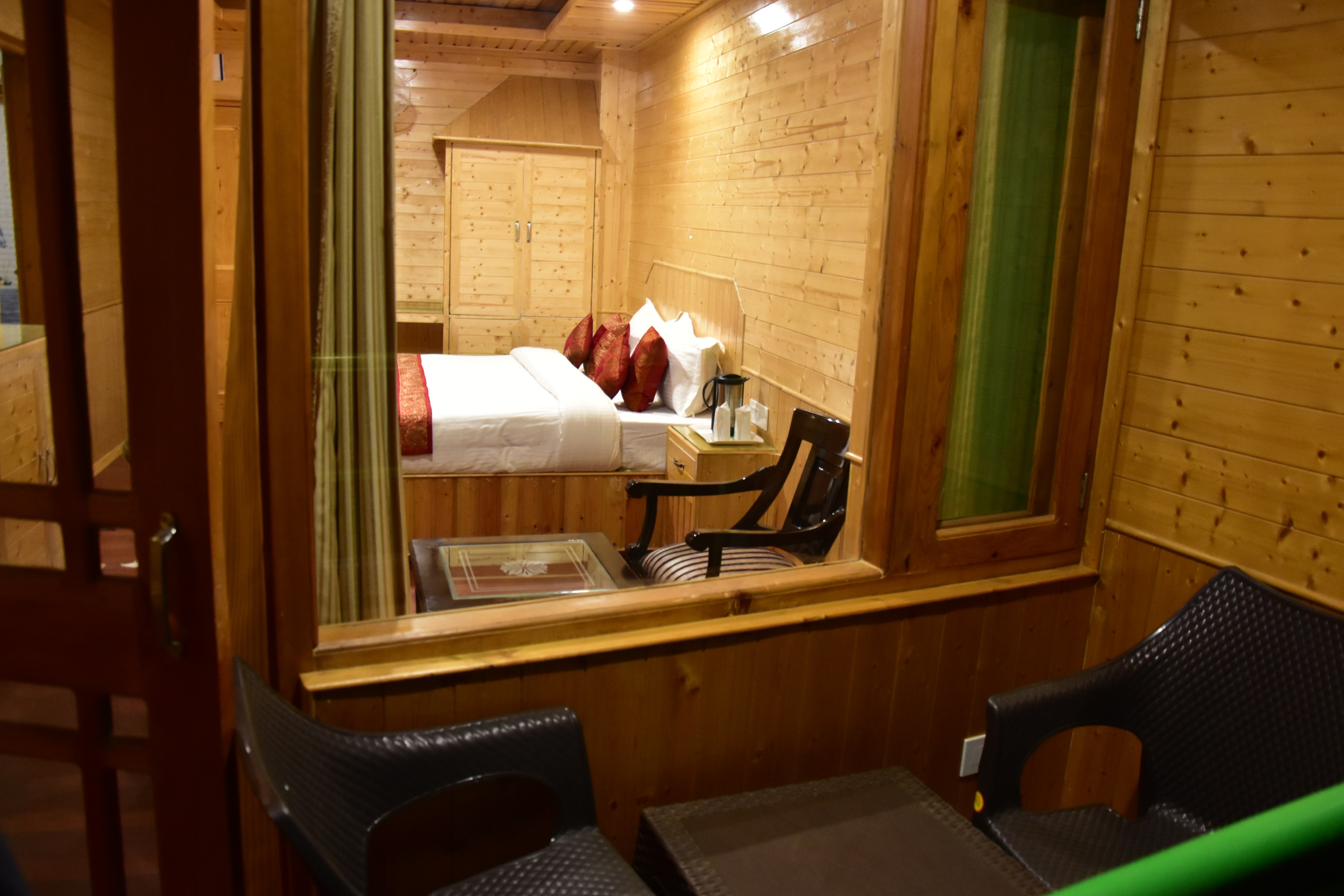 kasol inn