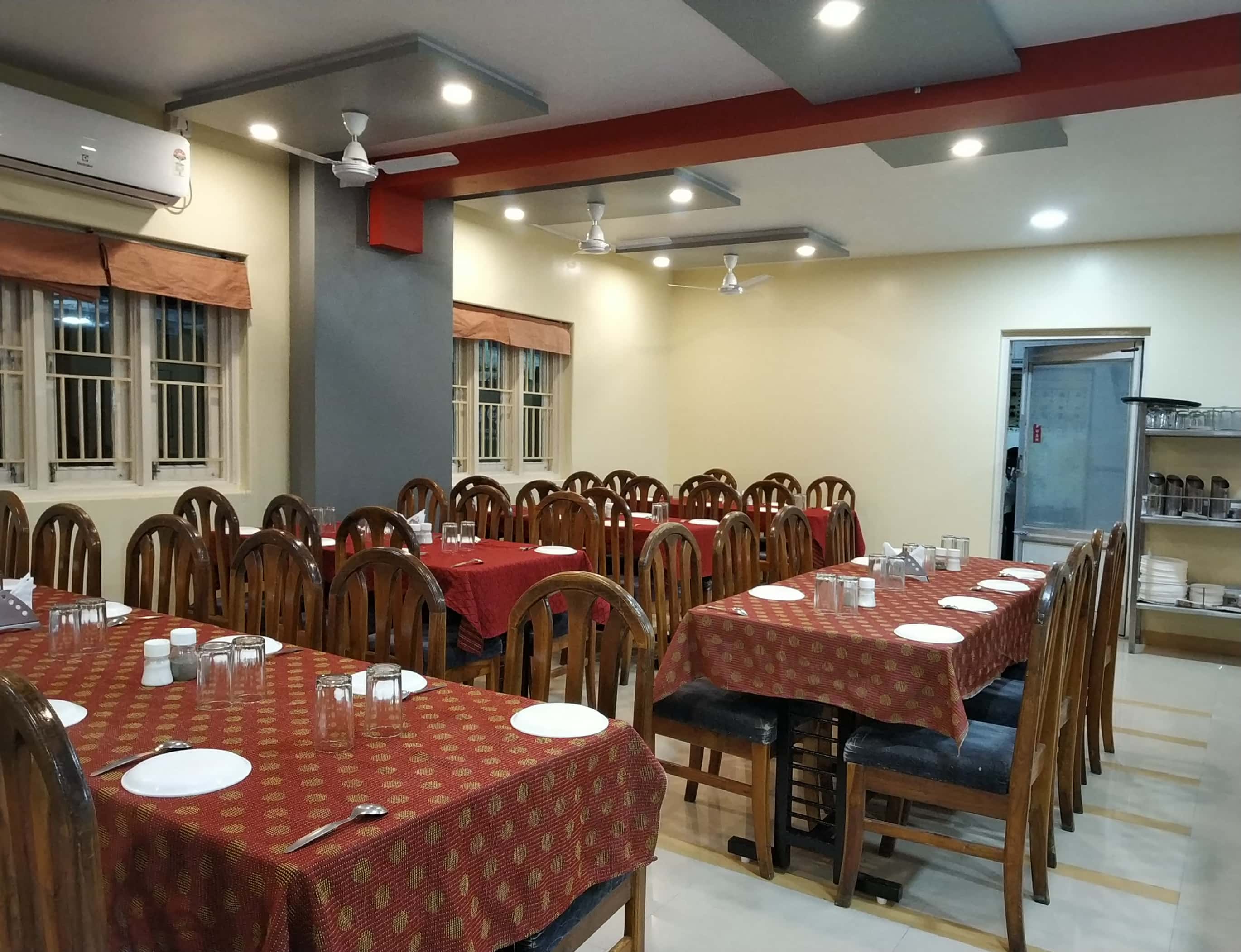 Paramount Restaurant & Bar
