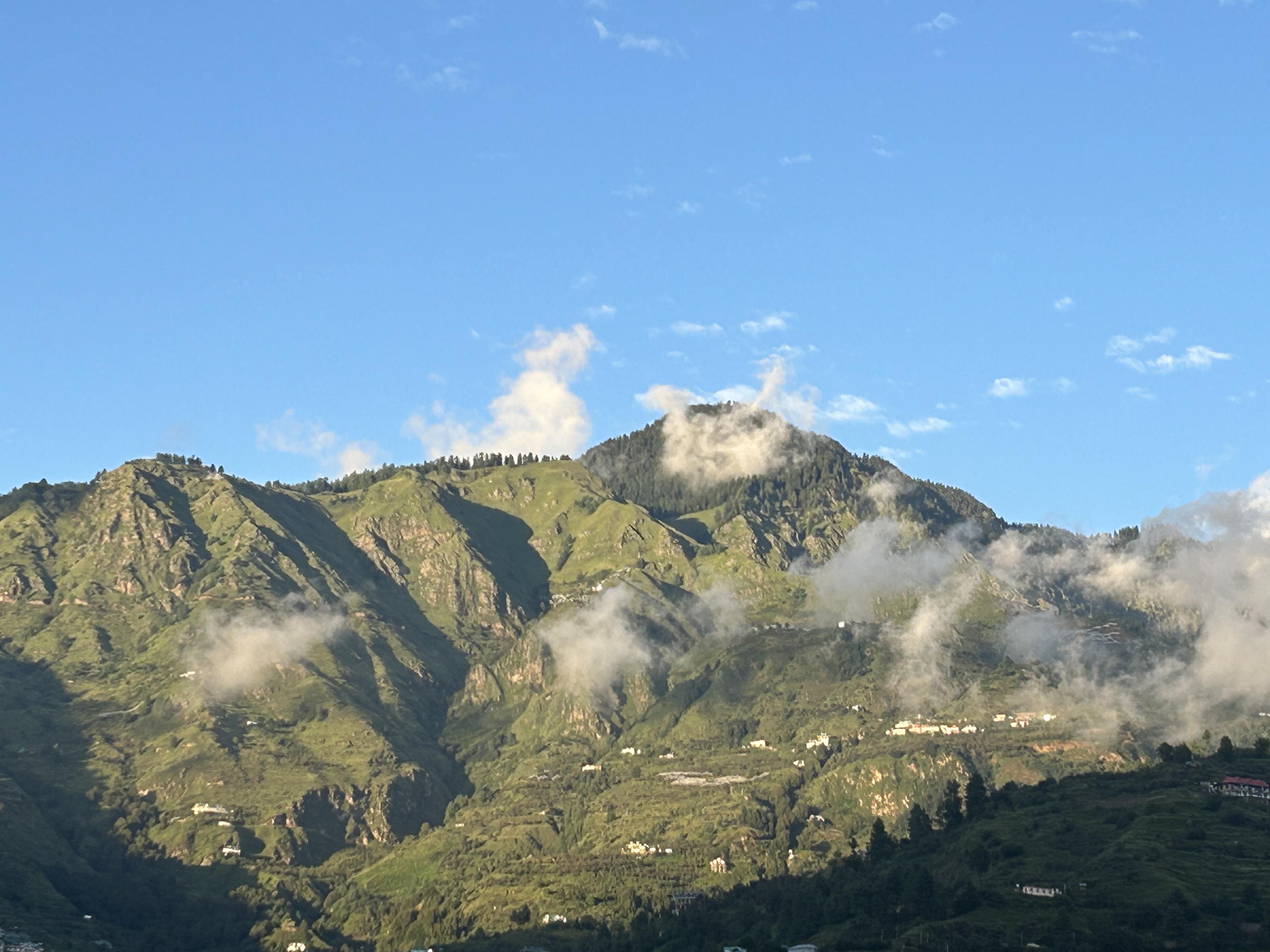Rocky farm 𝗕𝗢𝗢𝗞 Jubbal Homestay