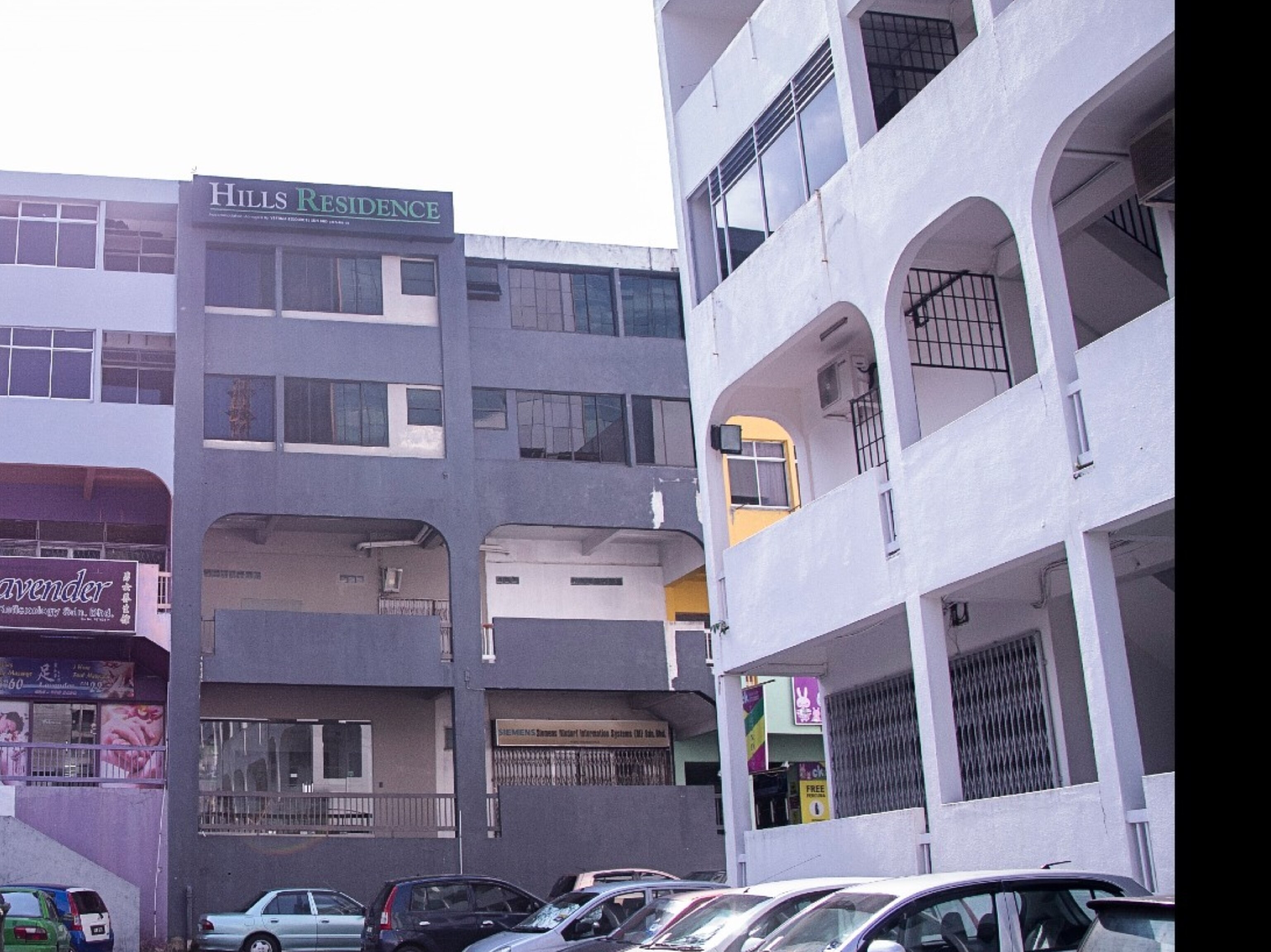 Oyo 910 Hills Residence Deluxe Kuching 4 9 Price Address Reviews