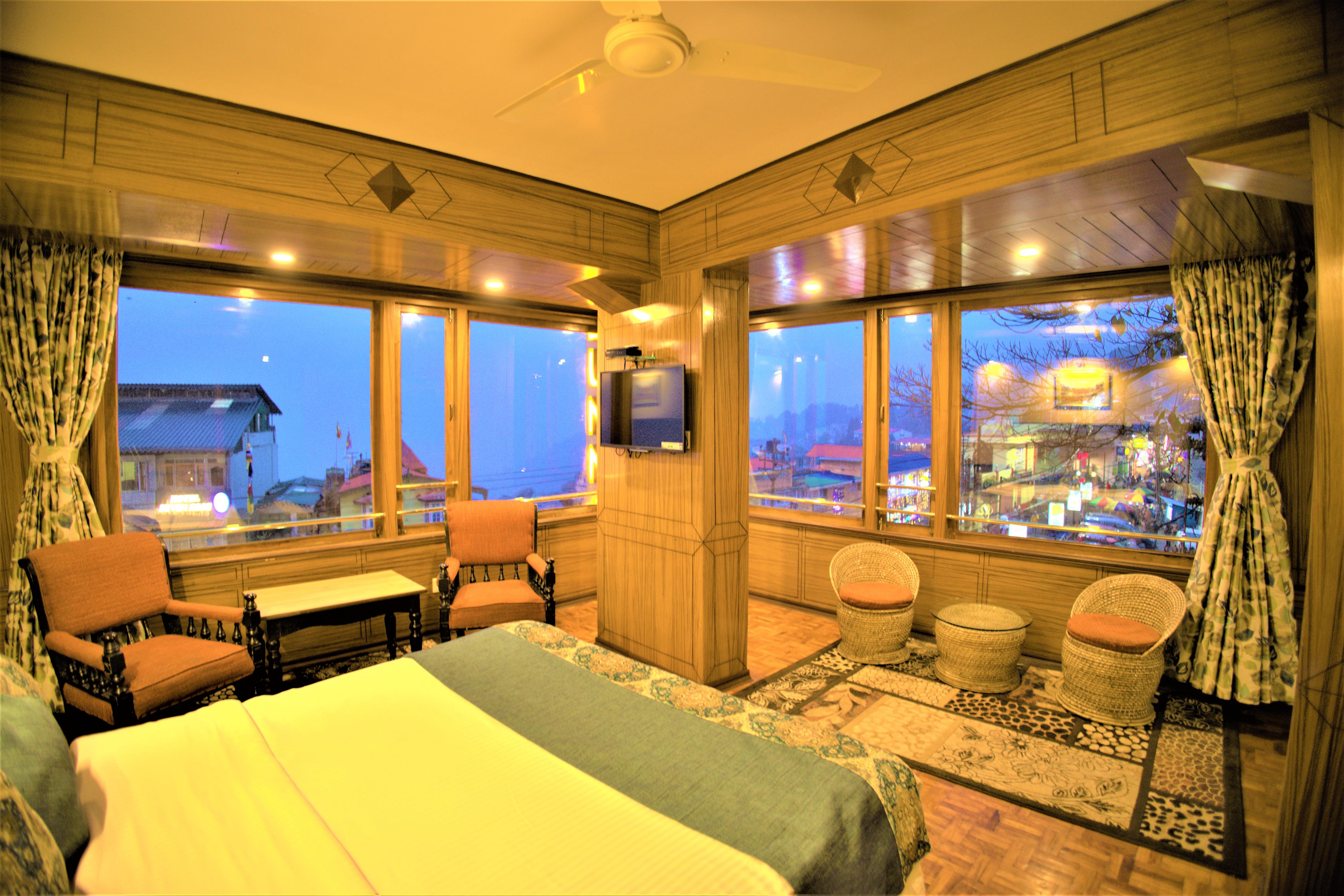 Hotel Lunnar(Pure Veg)