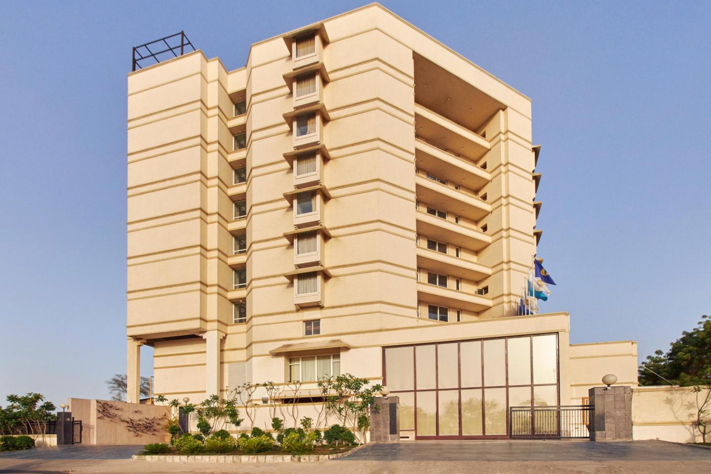 Fortune Inn Haveli, Gandhinagar - Member ITC Hotels' Group 𝗕𝗢𝗢𝗞