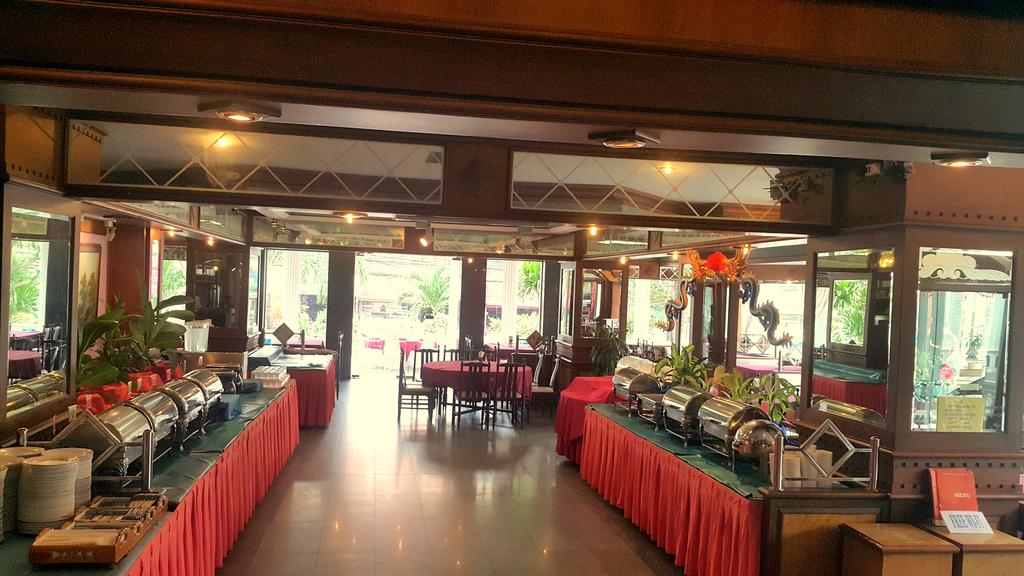 Caesar Coffee Shop