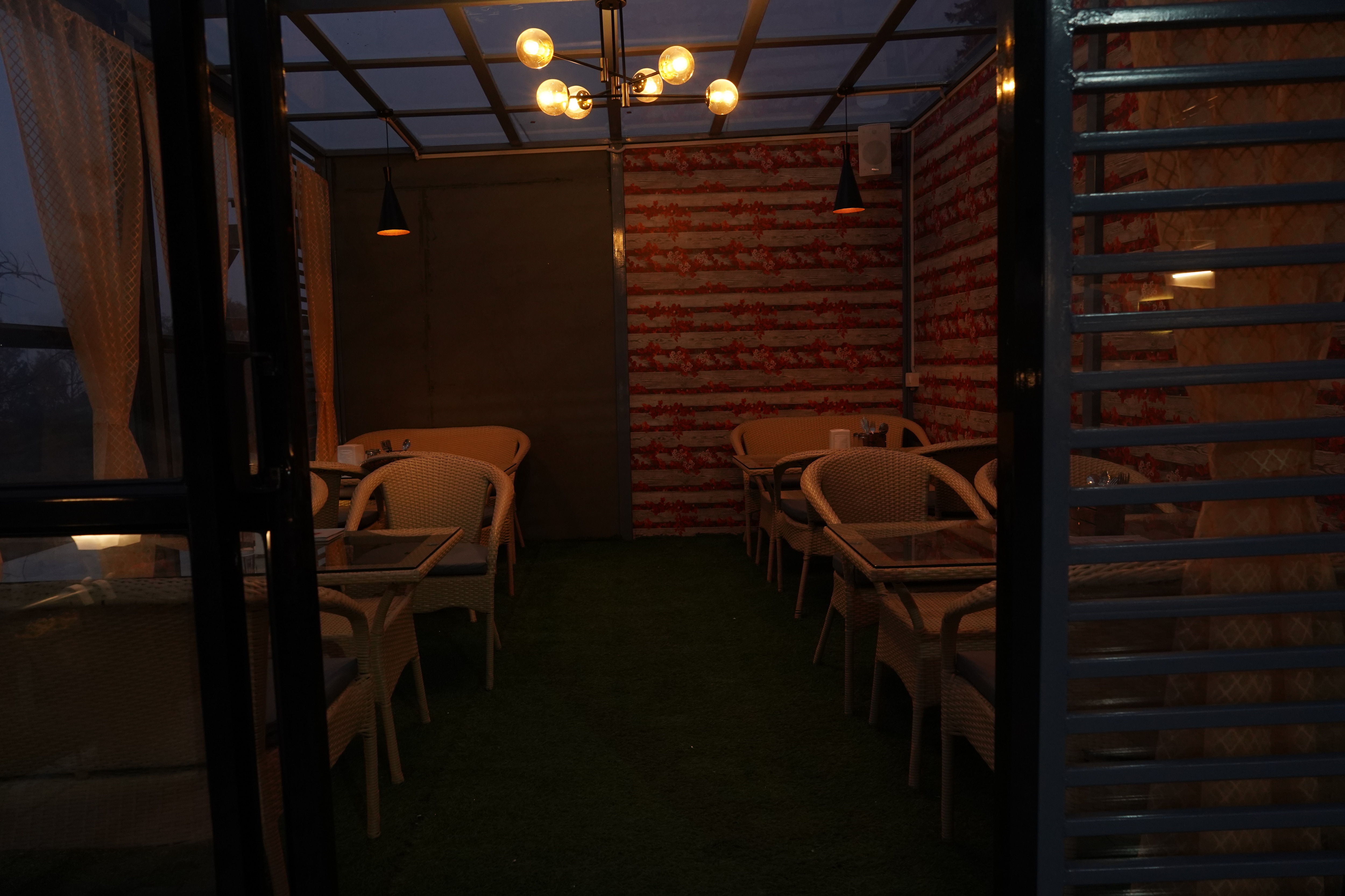 Ganeshwaram Restaurant, Bhowali