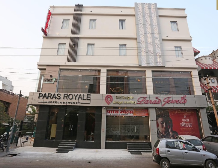 HOTEL PARAS ROYAL