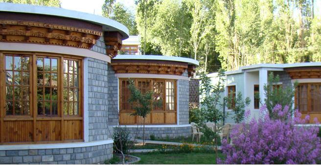 Hotel Royal Heritage Resort