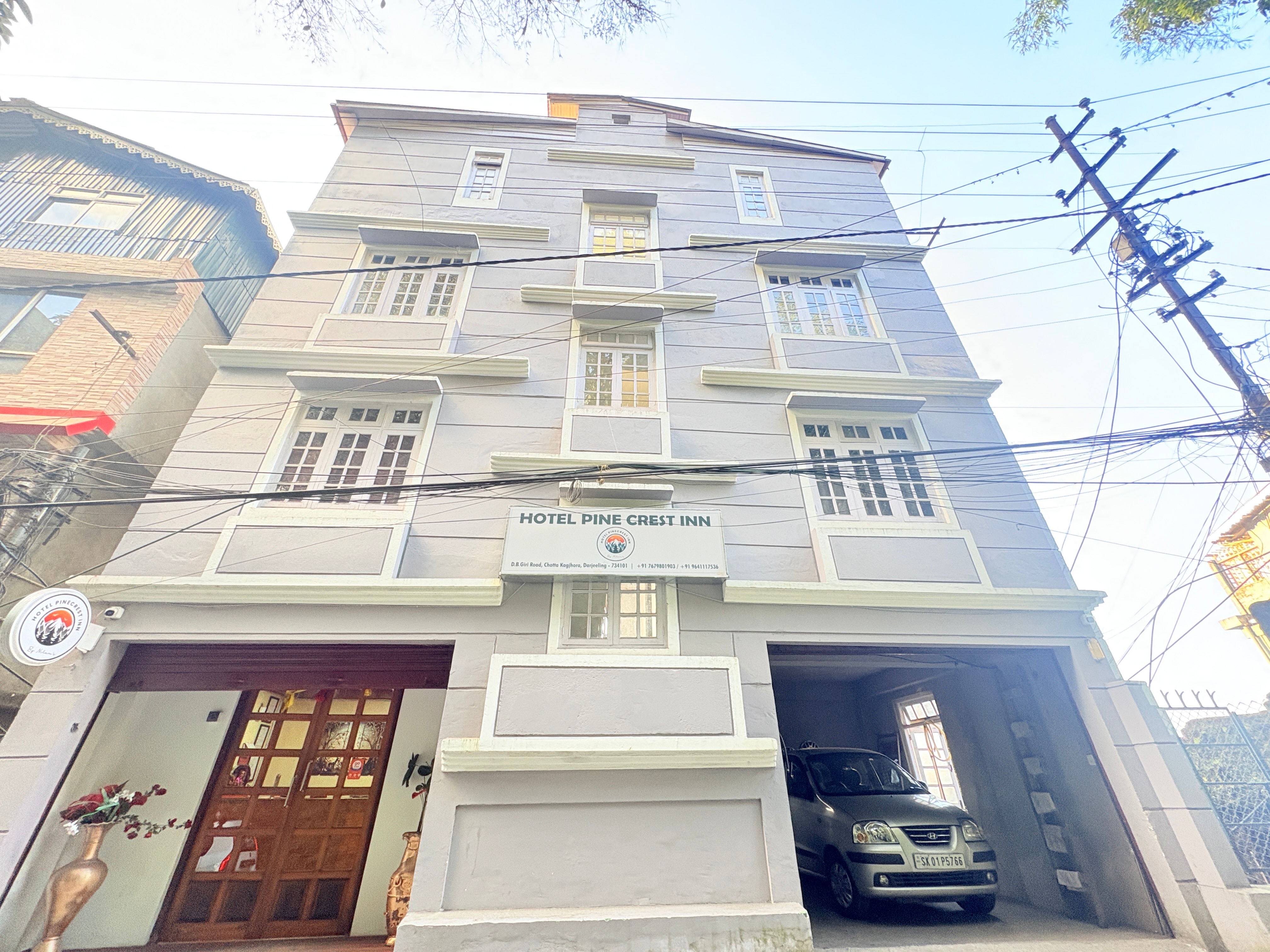 PINE CREST INN 𝗕𝗢𝗢𝗞 Darjeeling Apartment