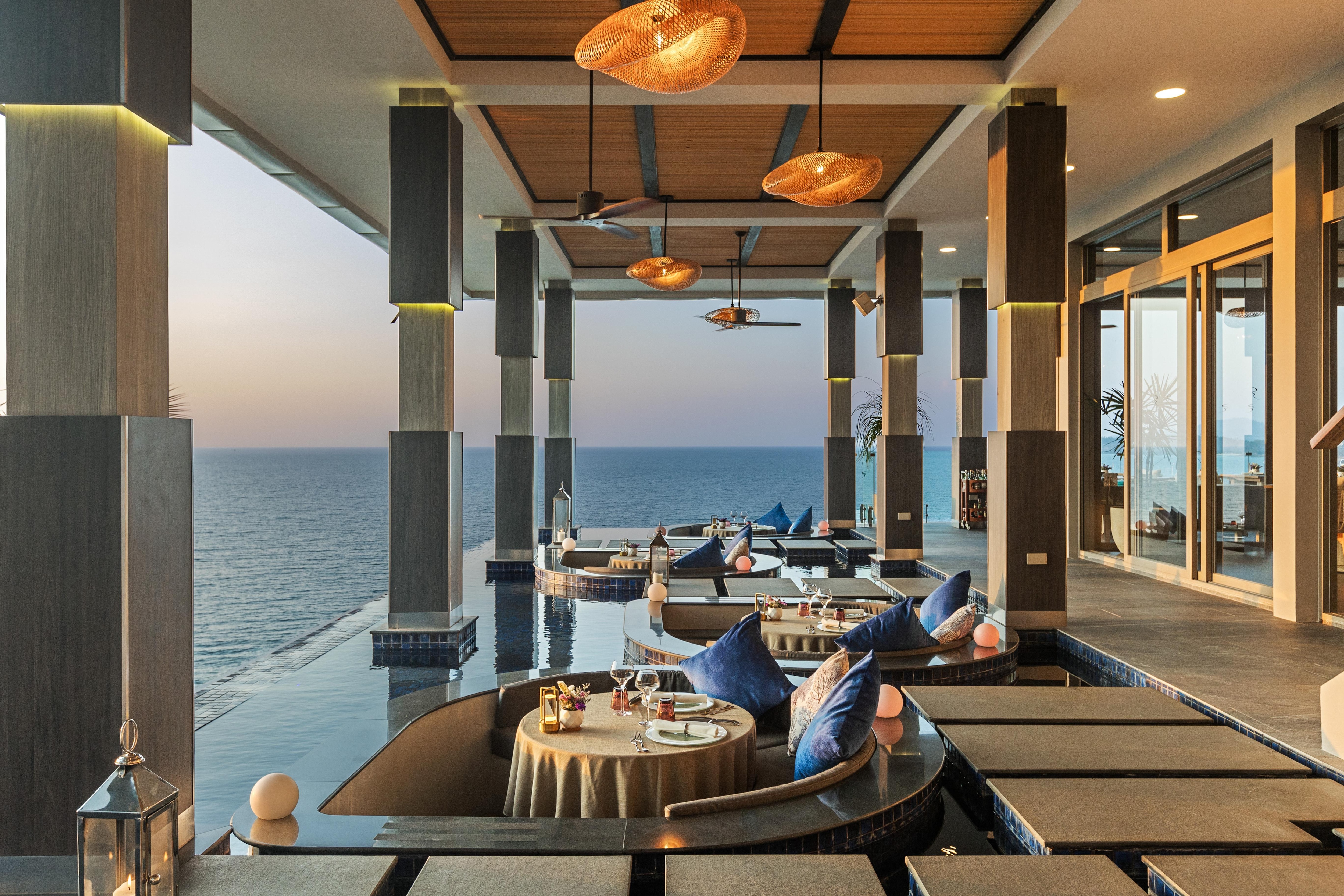 ISOLE RESTAURANT
