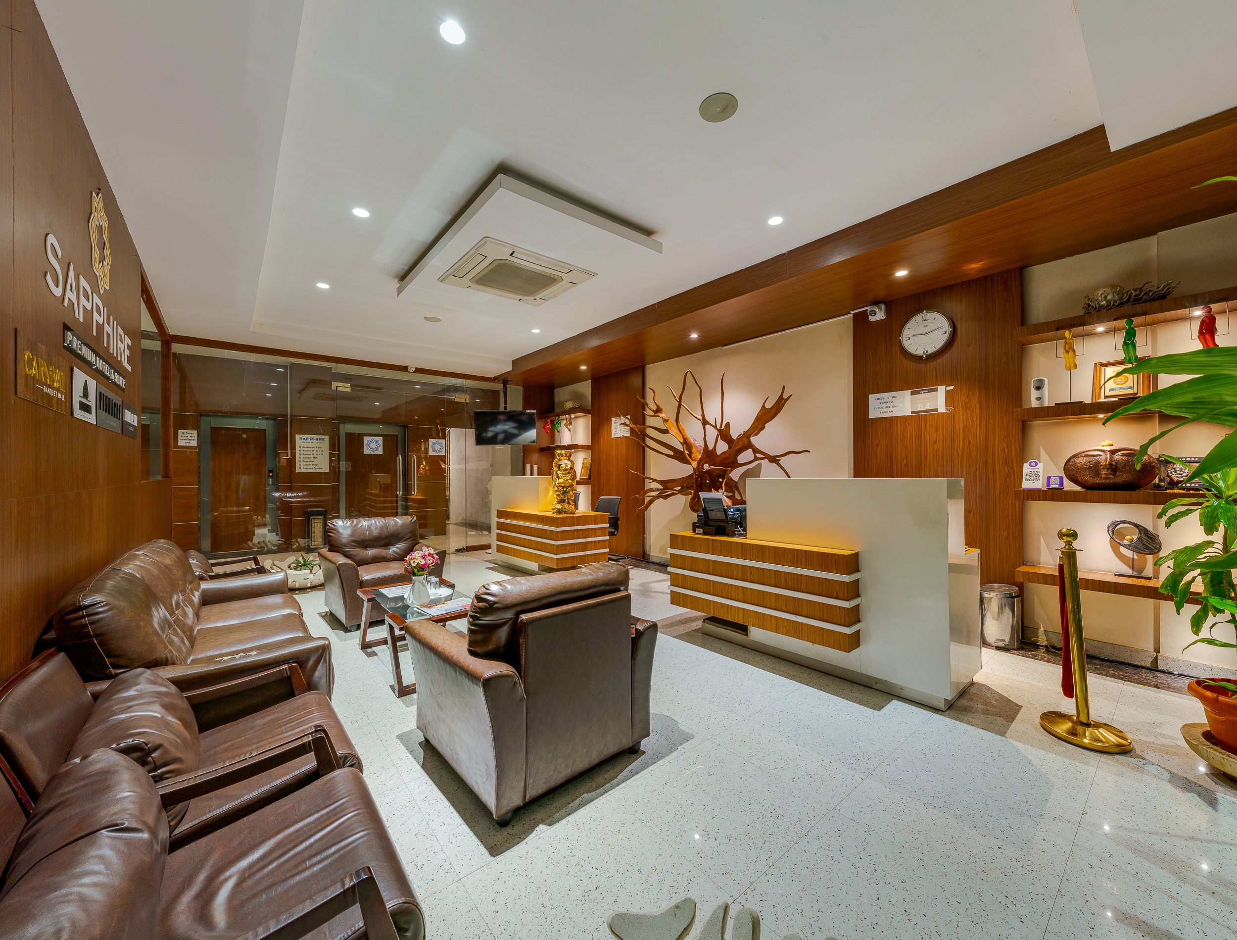 Sapphire Premium Hotel & Suite