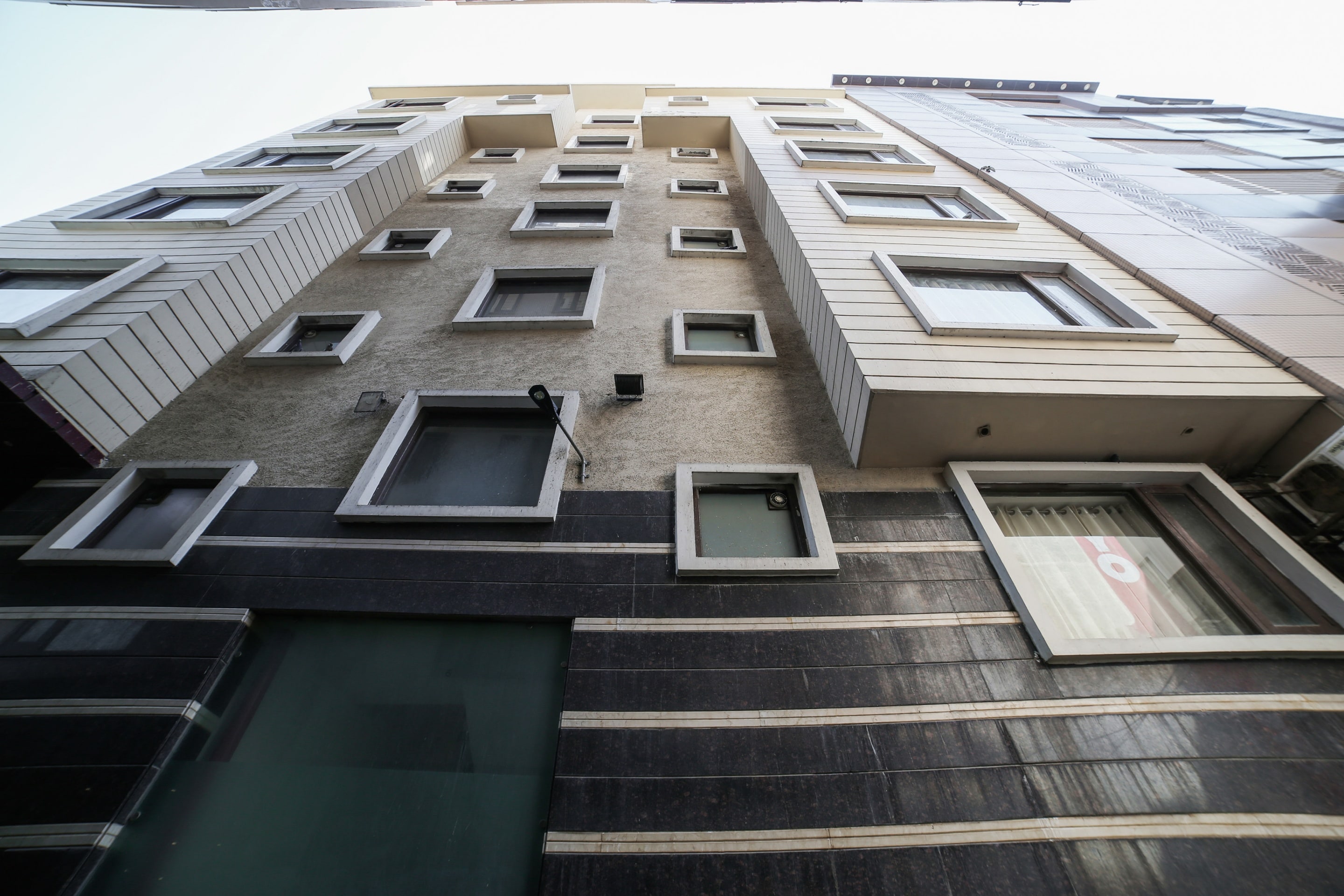 Super OYO Townhouse 561 Hotel Hollywood Heights - Restaurant