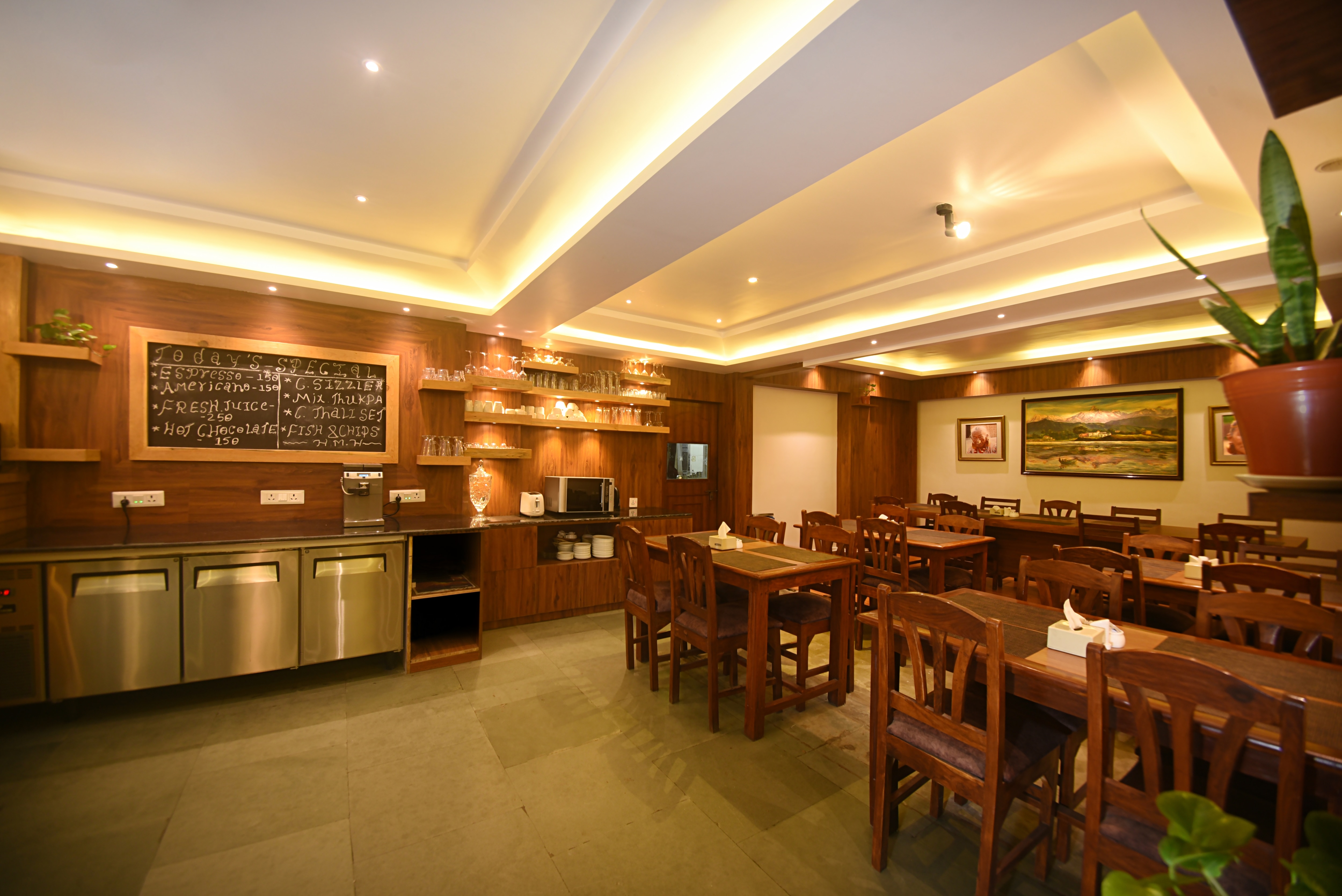 Hotel Mums Home Restaurant