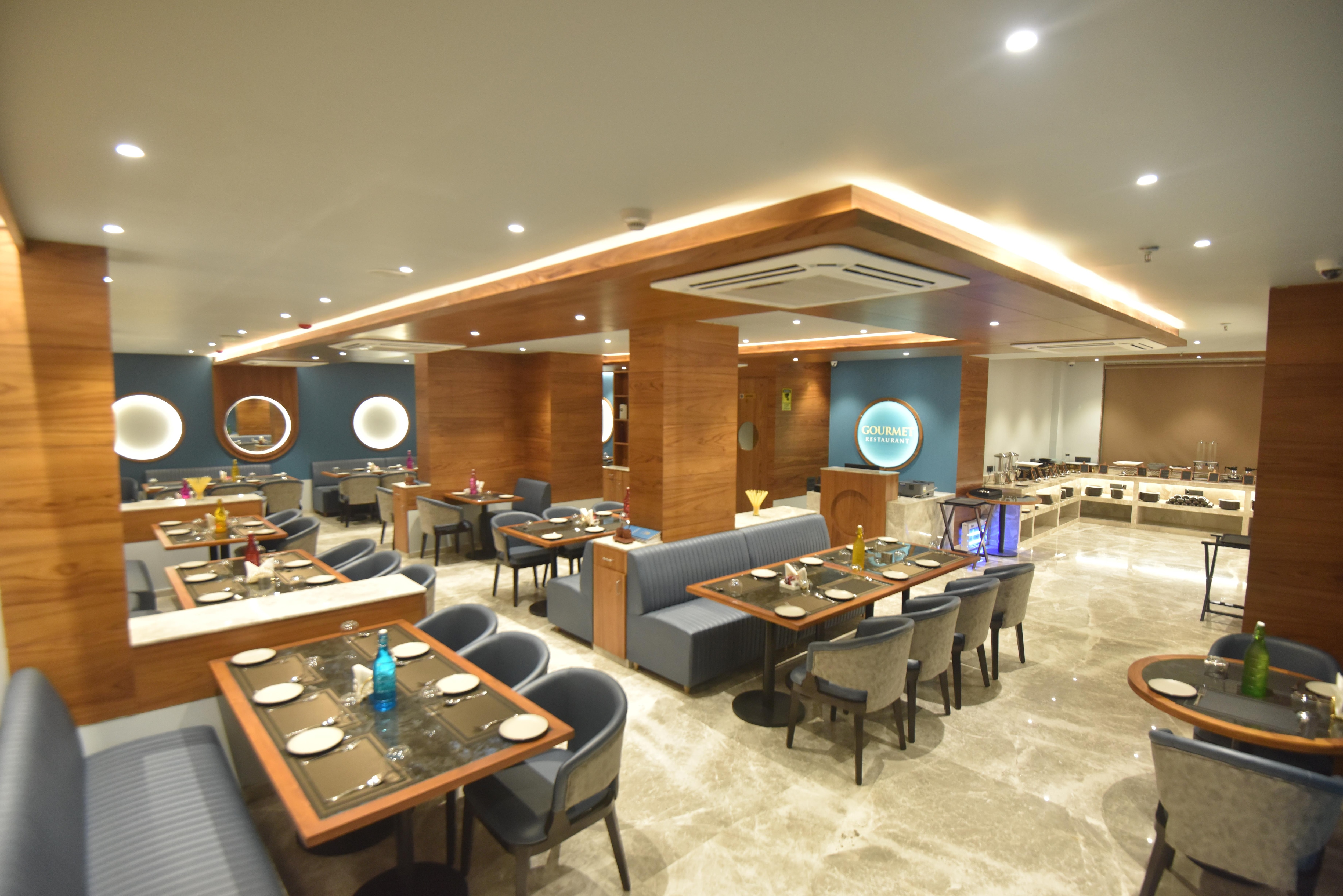 GOURMET RESTAURANT
