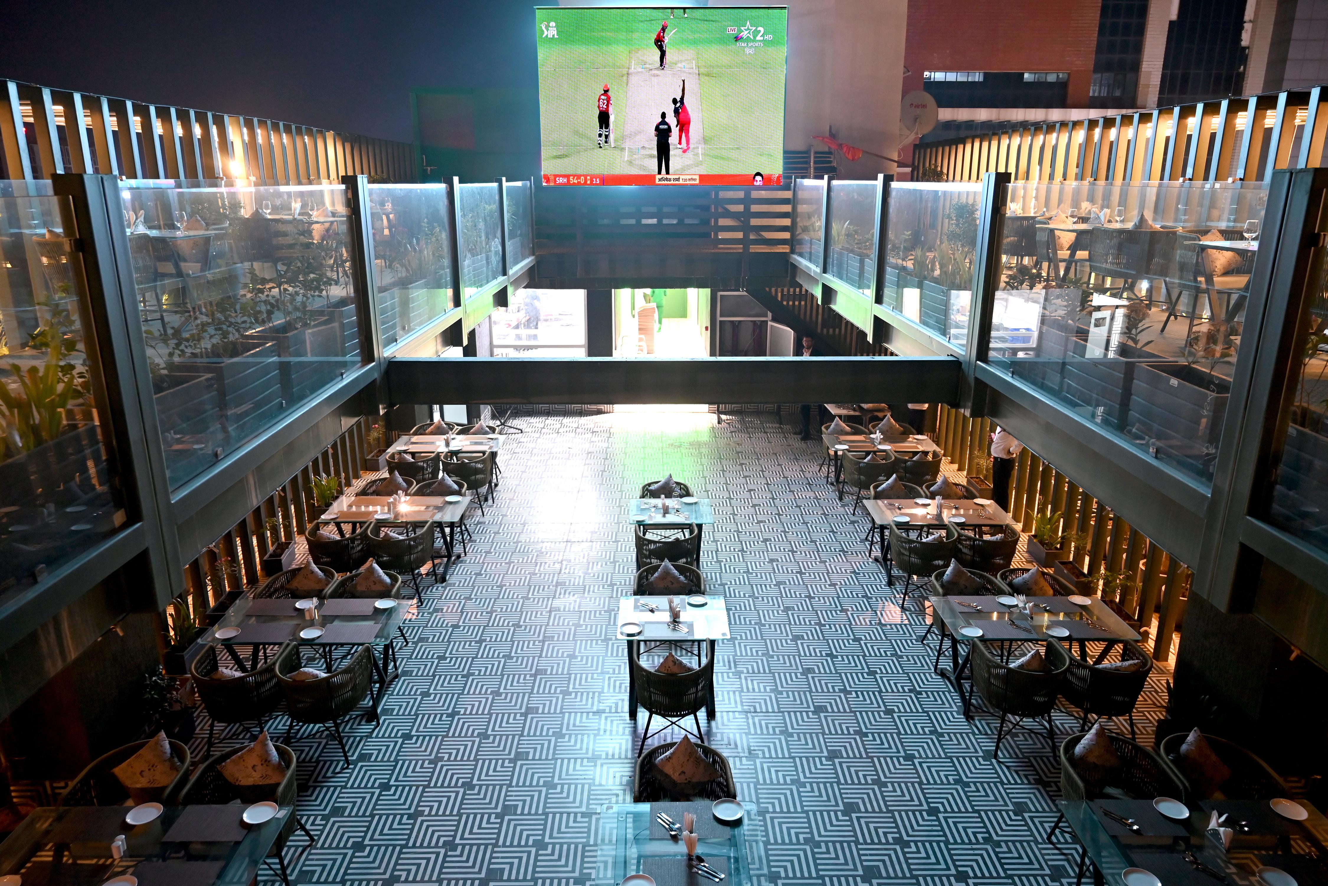 GG’s Rooftop Lounge 