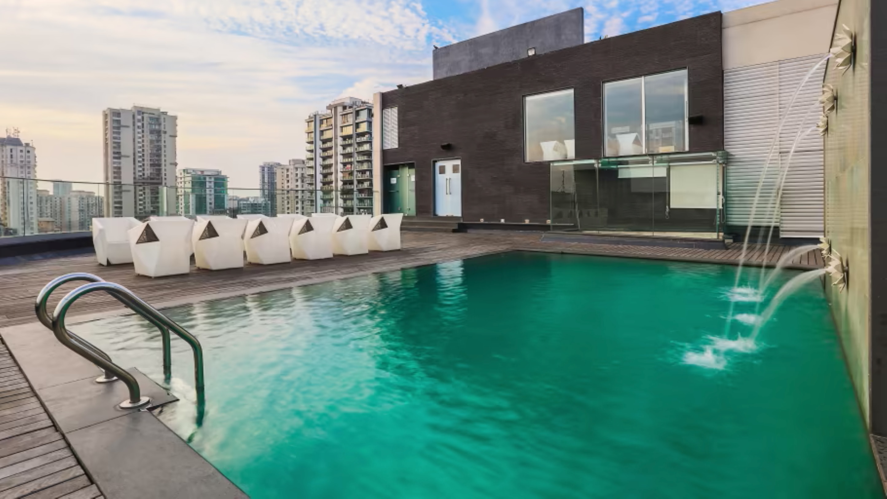 The Empresa Hotel Mumbai Reviews, Photos & Offer