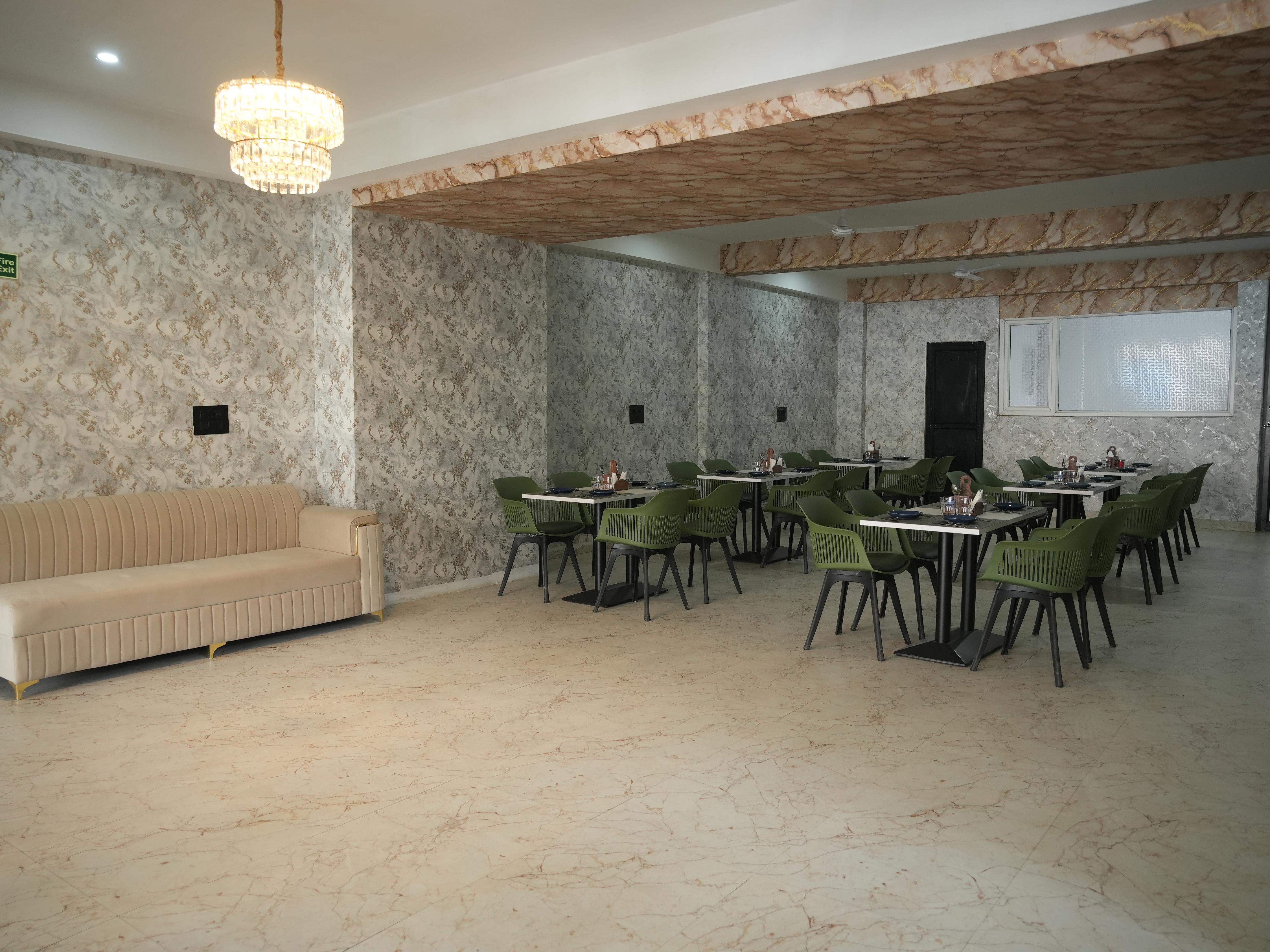 Cafe R