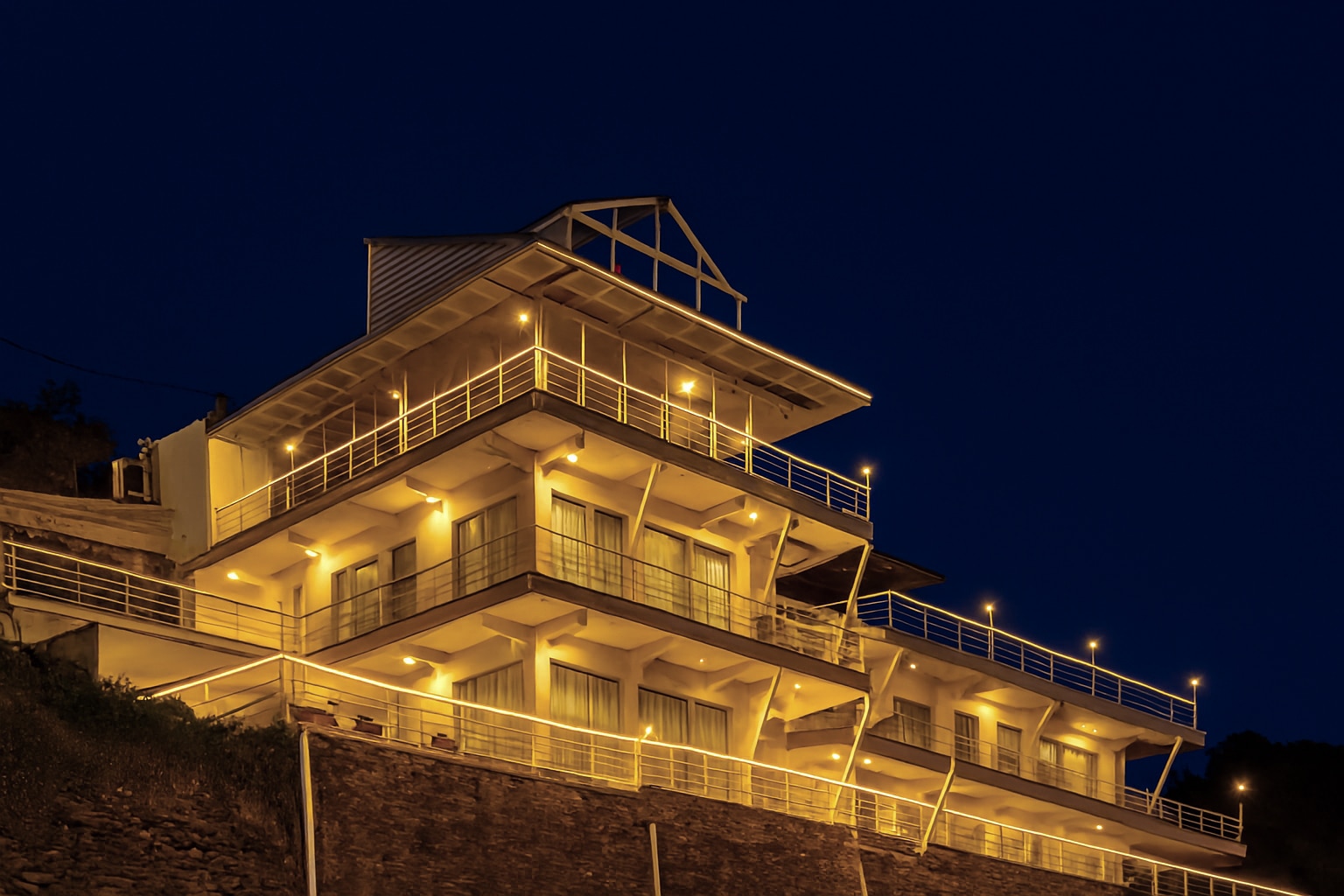 Onehouse Resort, Lansdowne, Lansdowne Start From 44 per night - Price ...