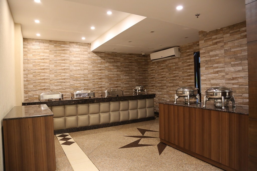 Dialogue Cafe