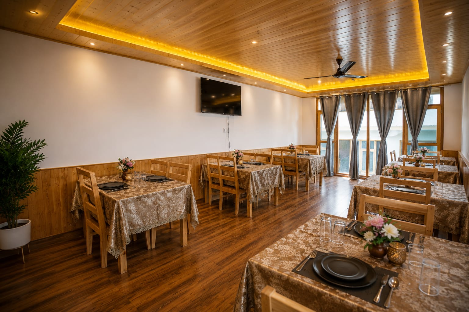 SNR Restaurant