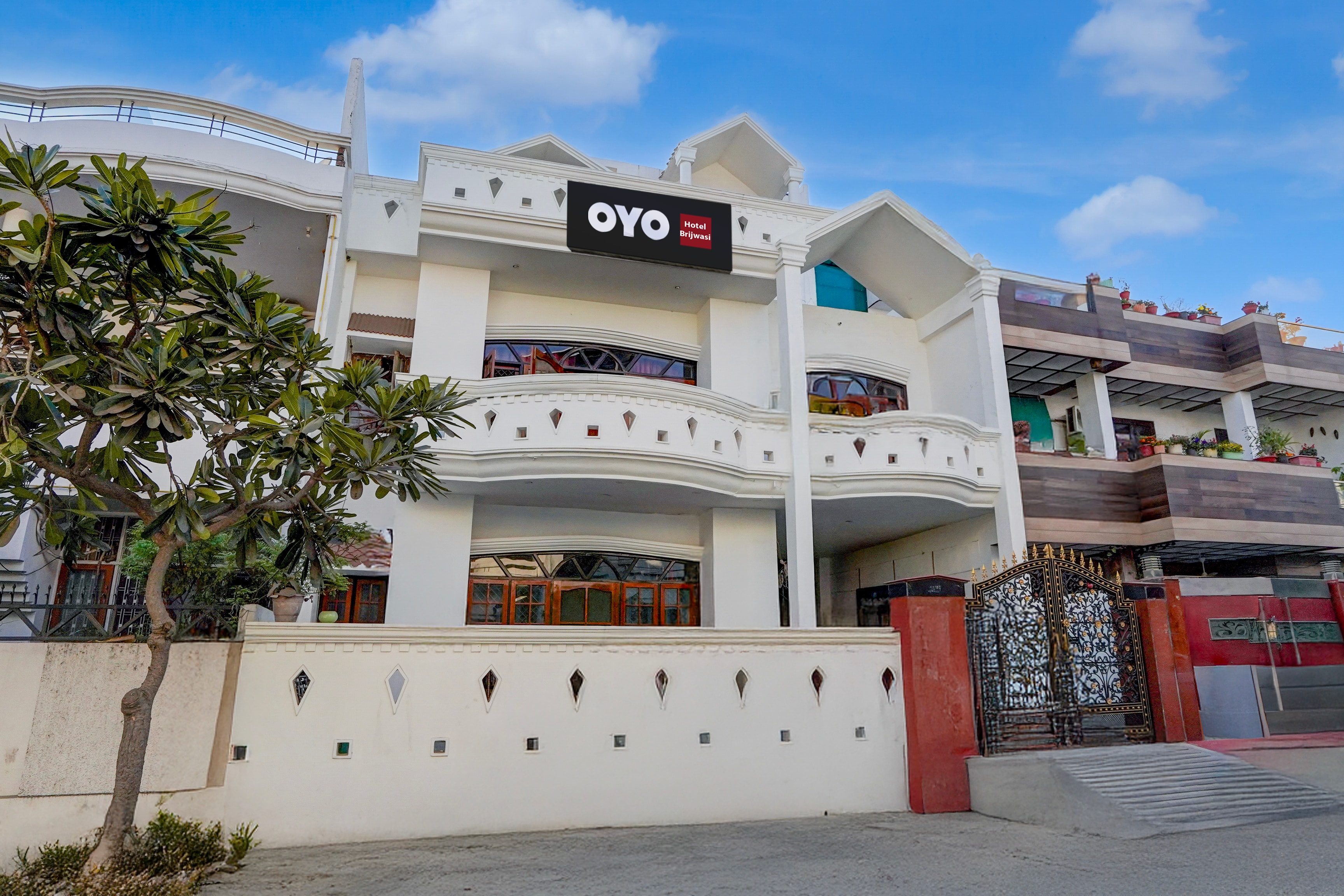Hotel O Hotel Brijwasi Restaurant