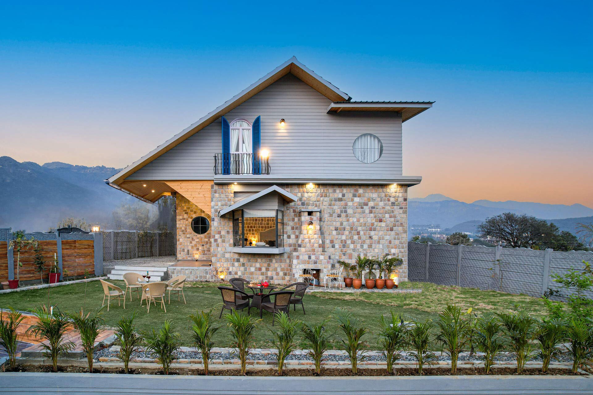 Offgrid Room in Homestay 𝗕𝗢𝗢𝗞 Dehradun Villa