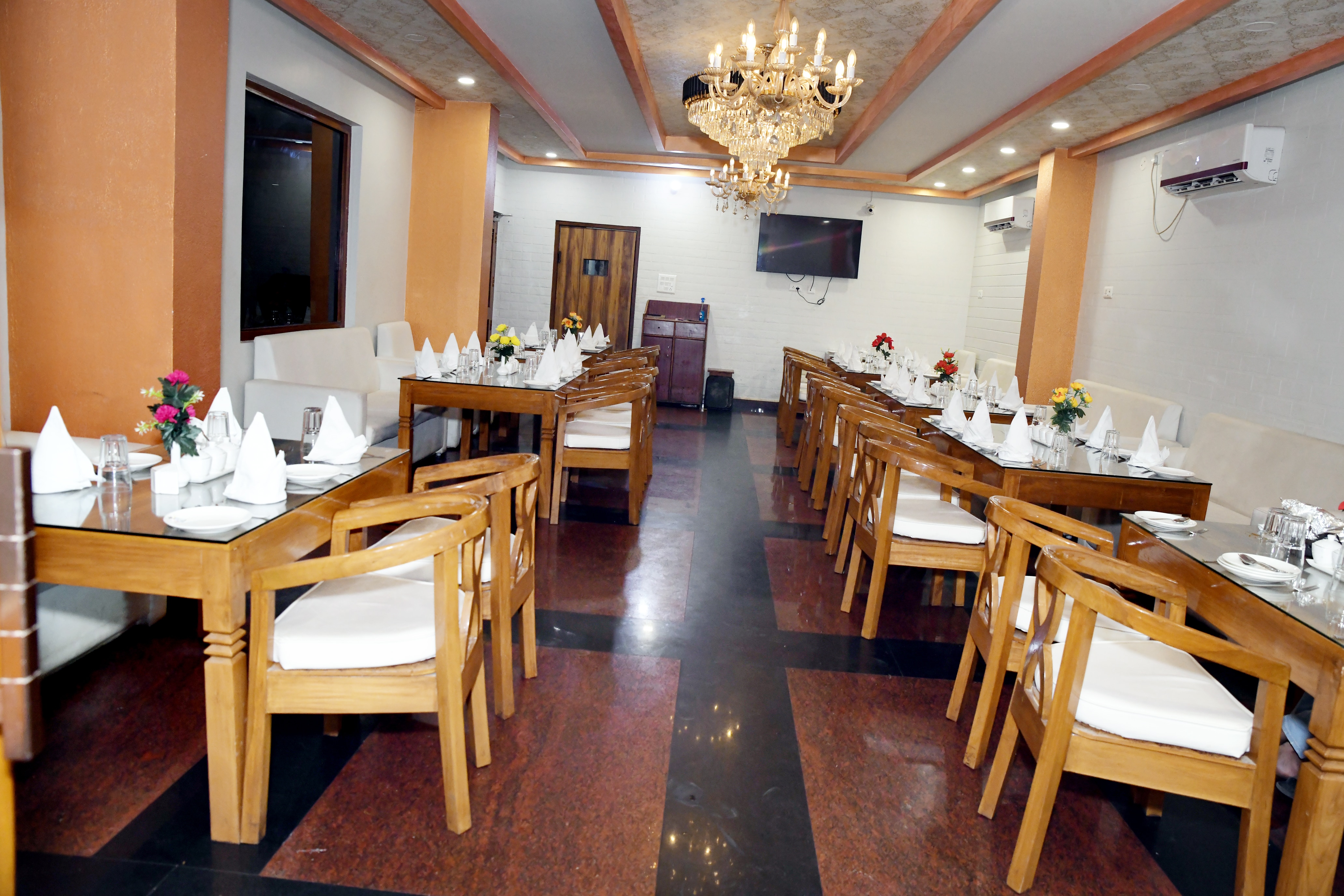 kaveri restaurant