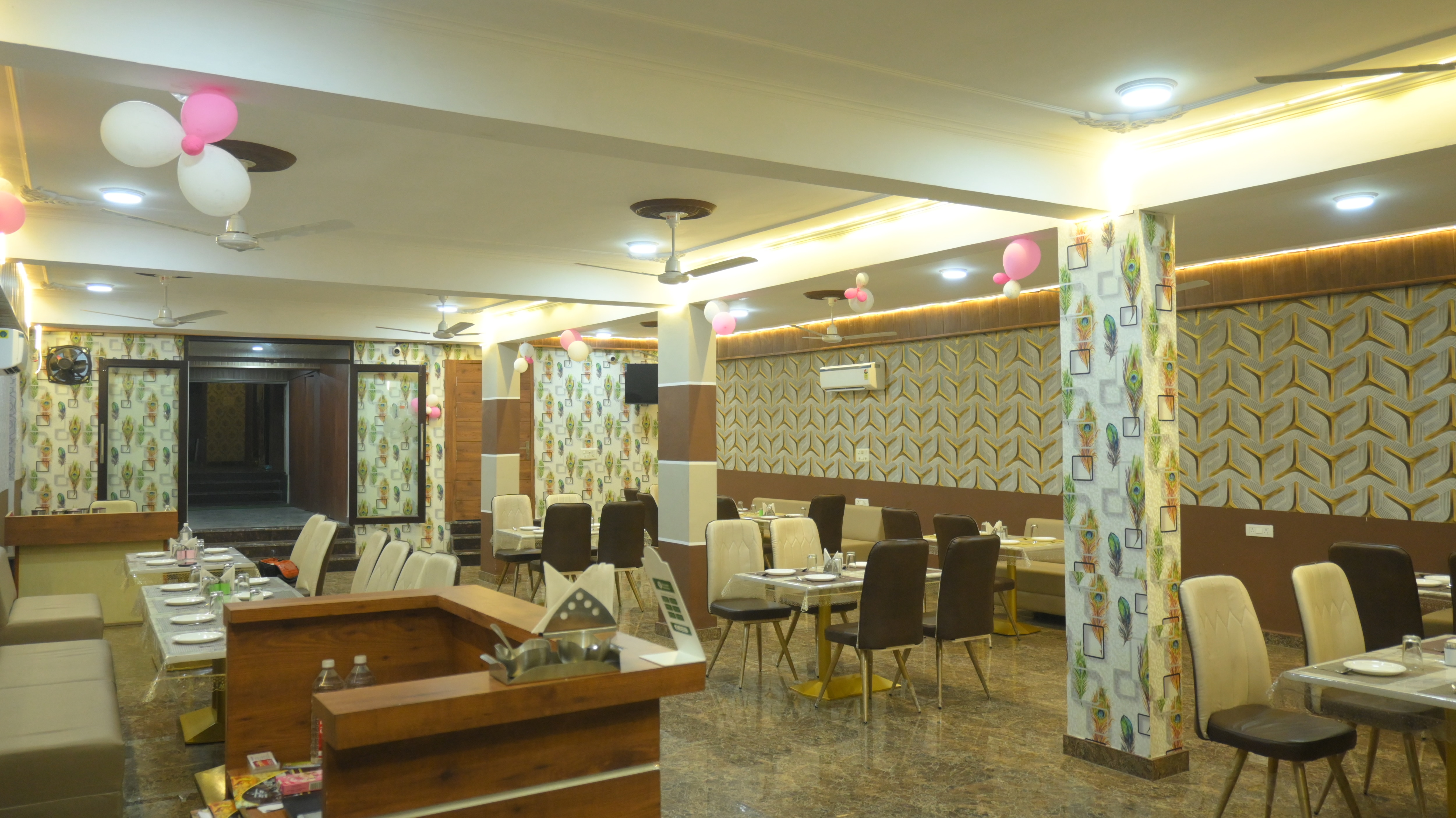HOTEL BRIJ INN