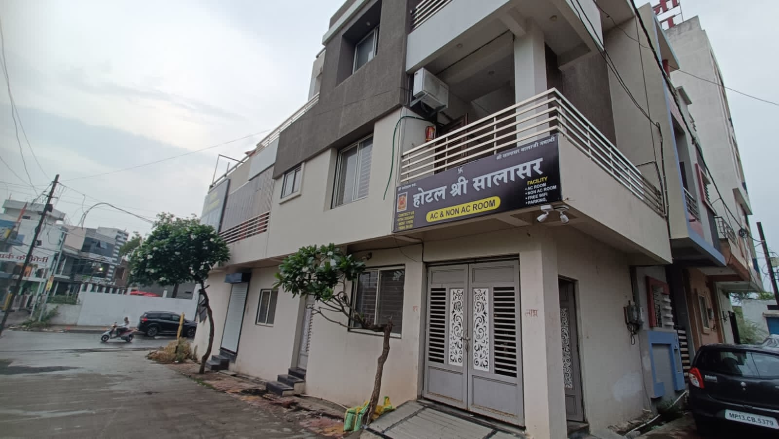 Hotel Shri Salasar, Ujjain — ₹3000/night, 4.8★, 4.2 km from Mahakal Temple