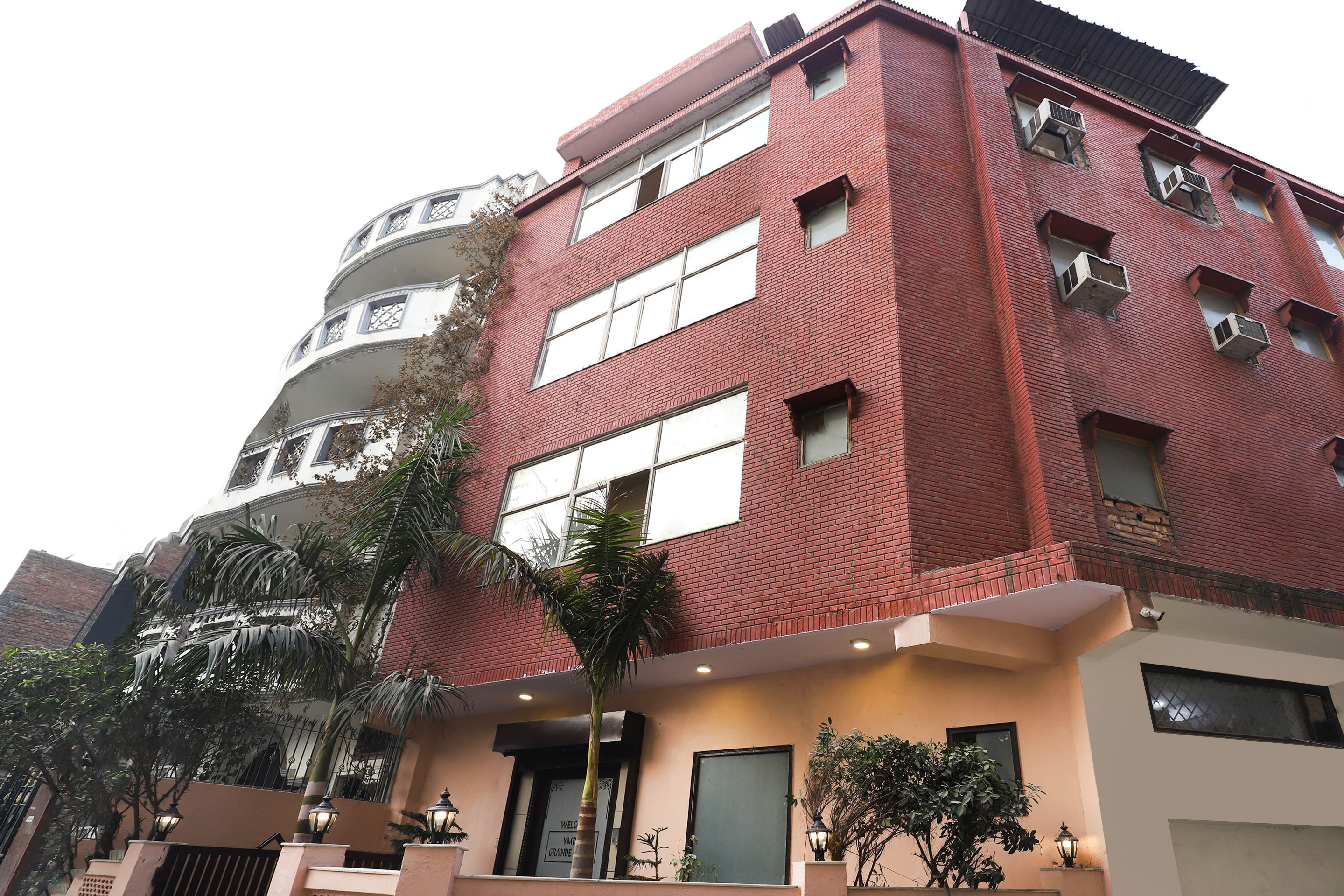 Collection O Ramji Grand Near Tdi Mall Hotel Delhi - Reviews, Photos ...