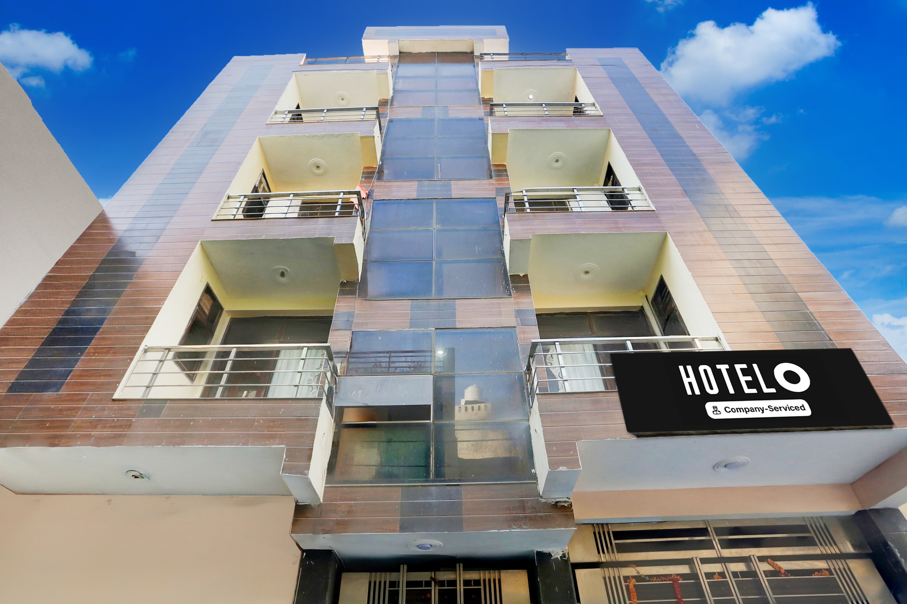 Hotel O Sheetla Colony Restaurant