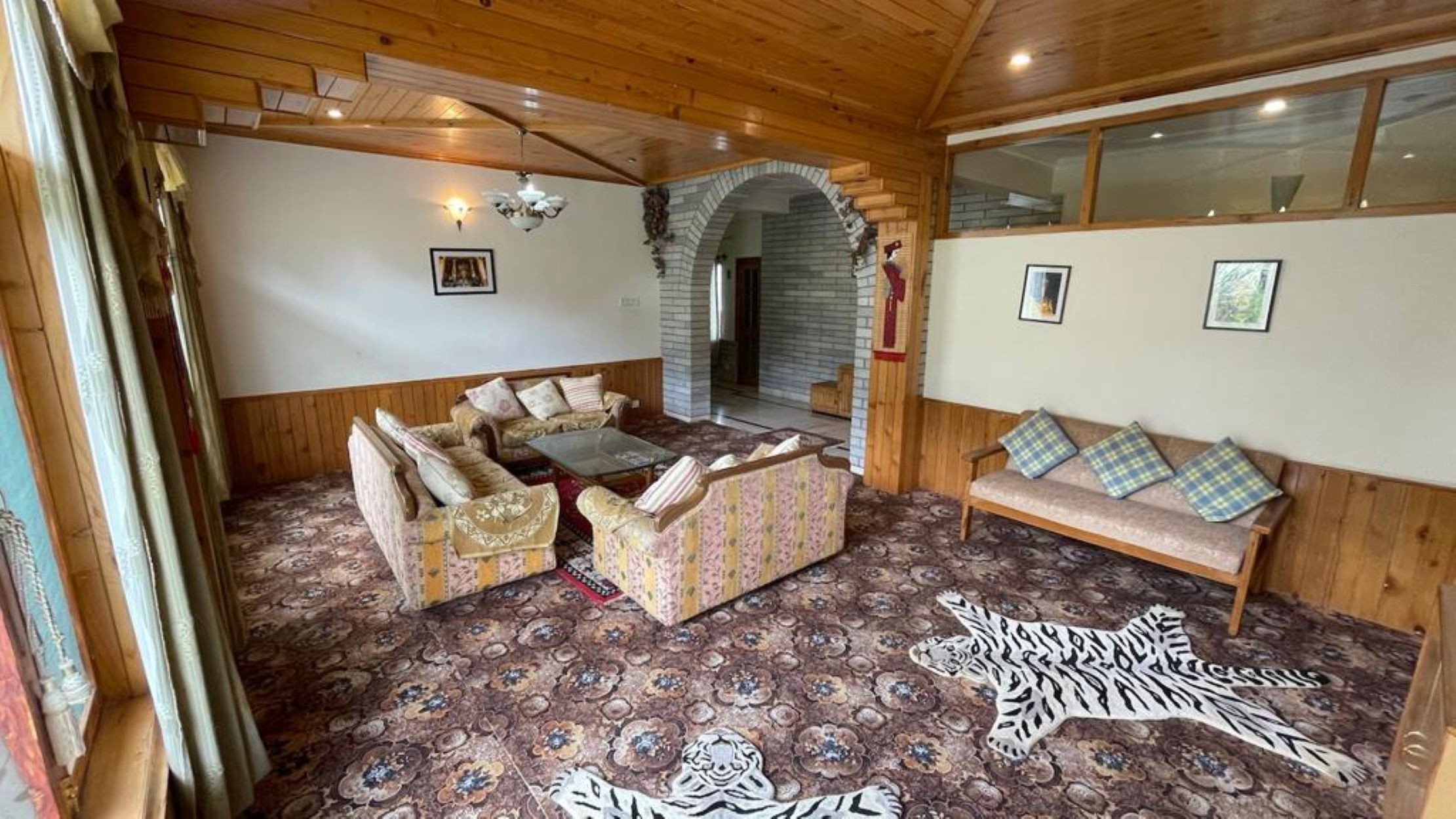 Karma Room Karma Cottage | Rooms & Wi-Fi Manali | Book Hotel with Up to 25% OFF