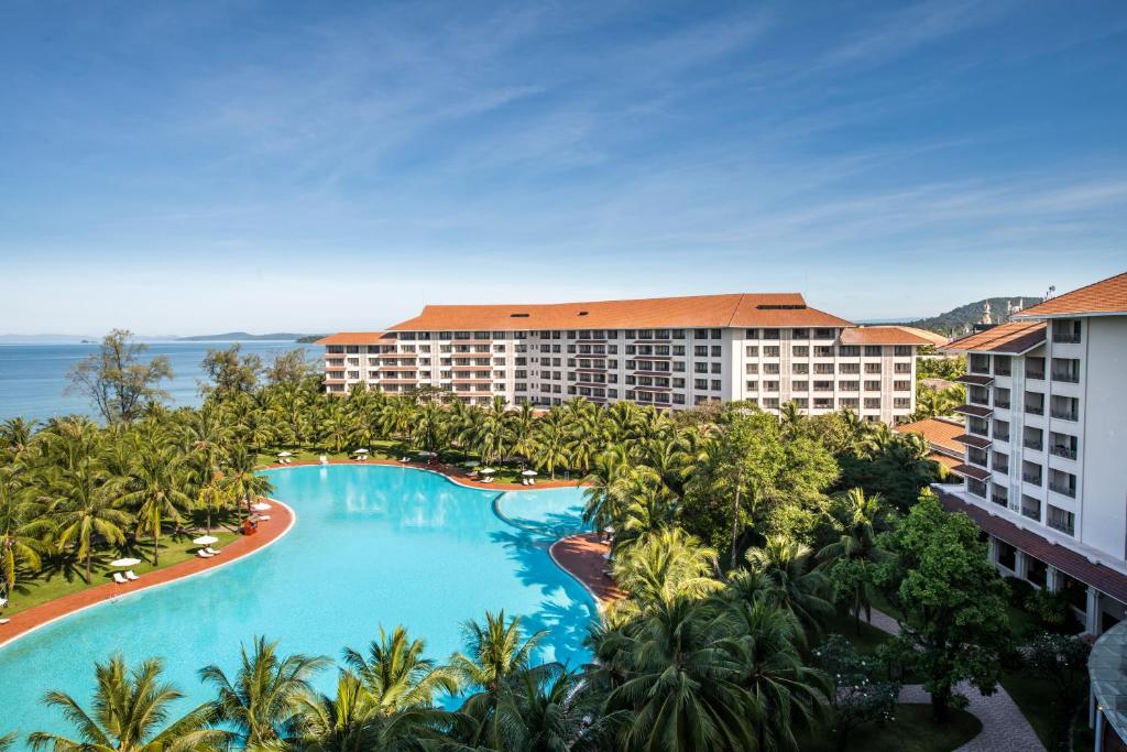 Vinpearl Resort and Spa Phu Quoc - Tap to explore photos