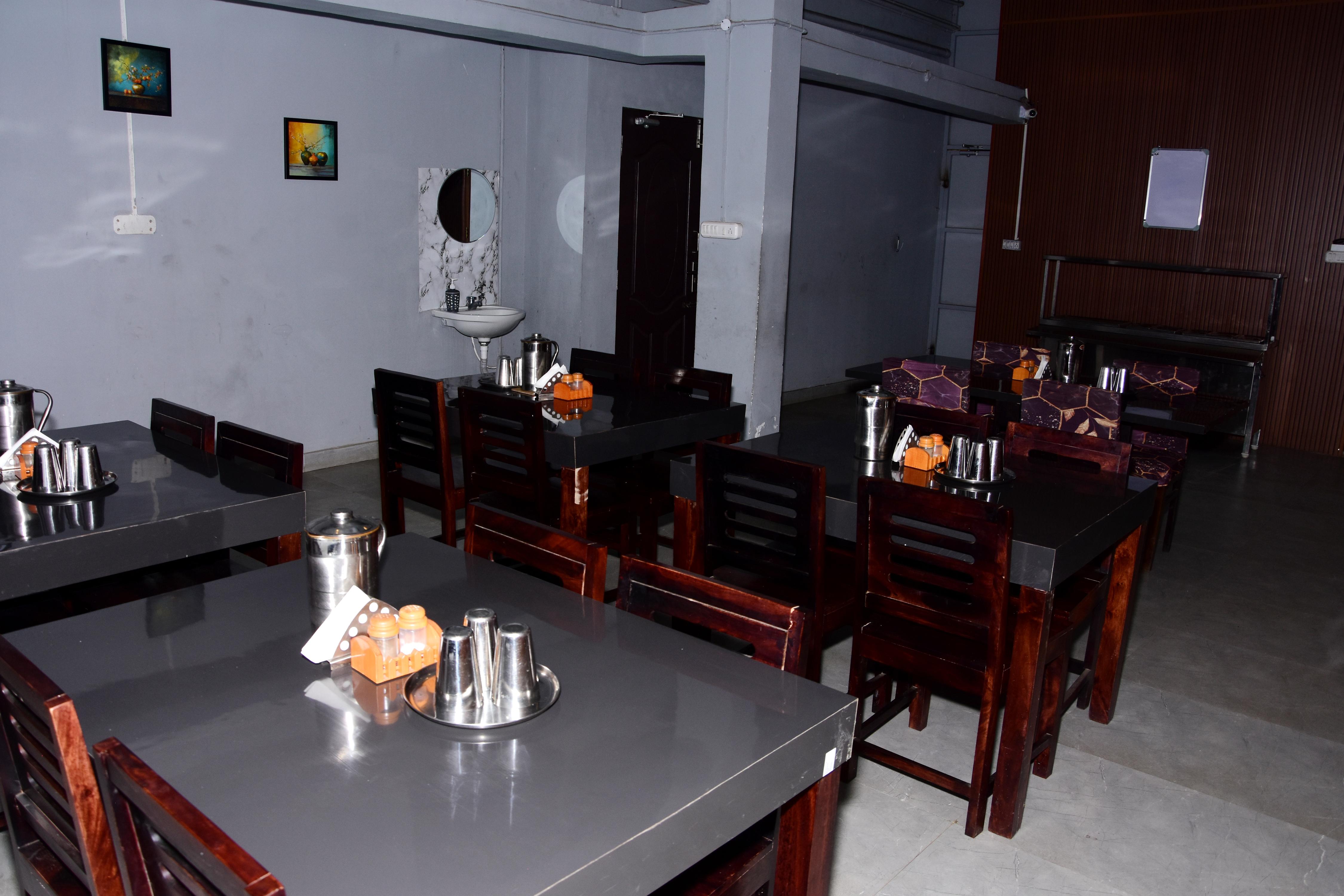 Vanam Restaurant