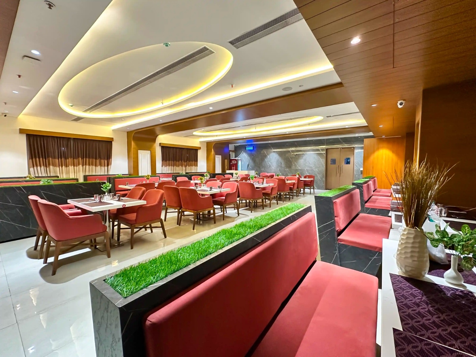 Avani Multicuisine Restaurent