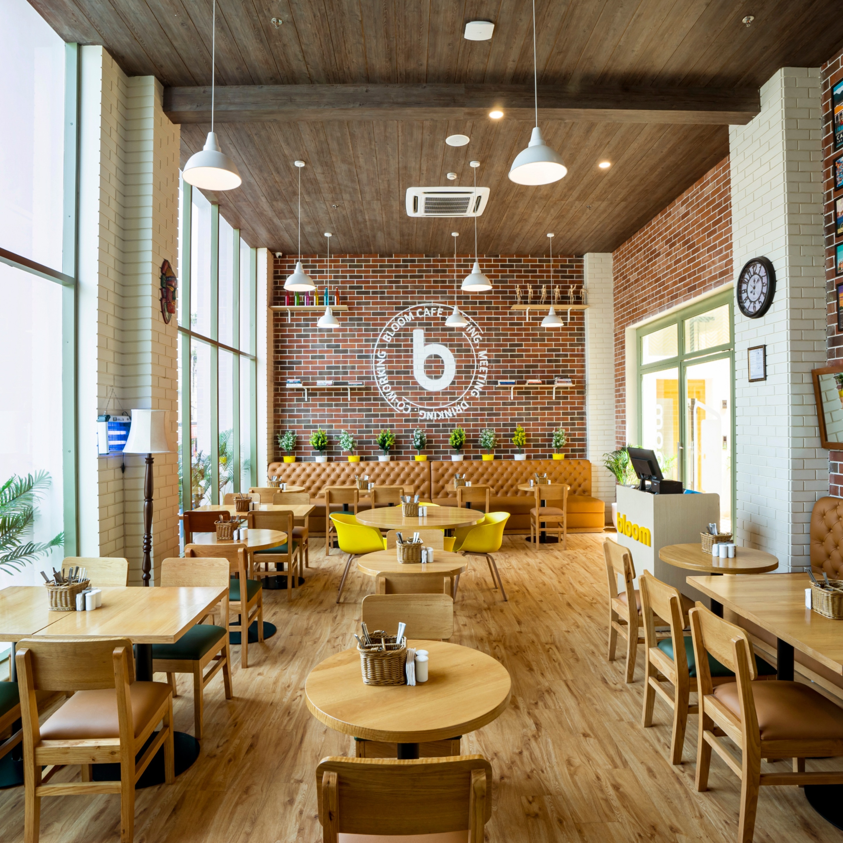 Bloom Cafe