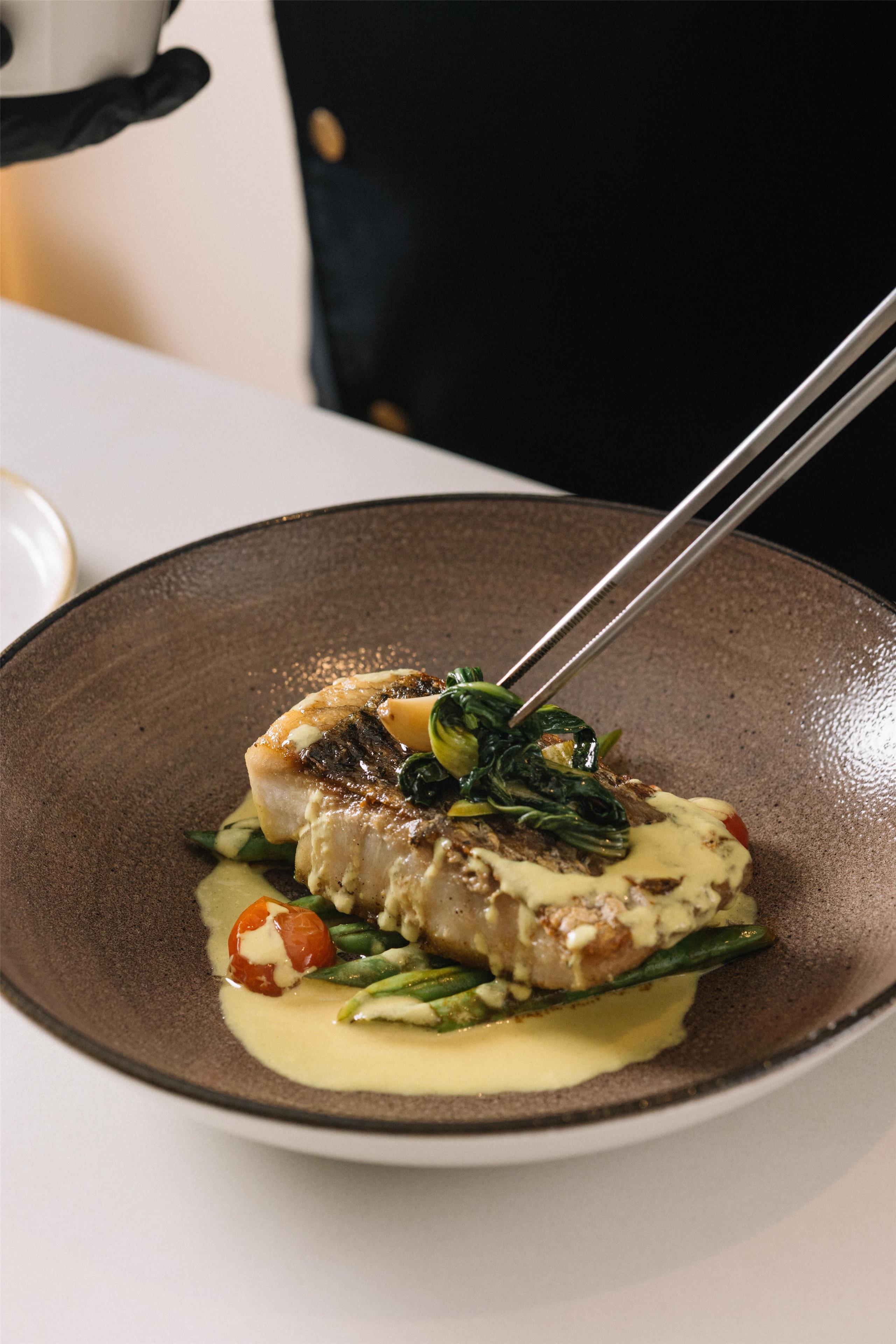 Namikaze Restaurant & Bar