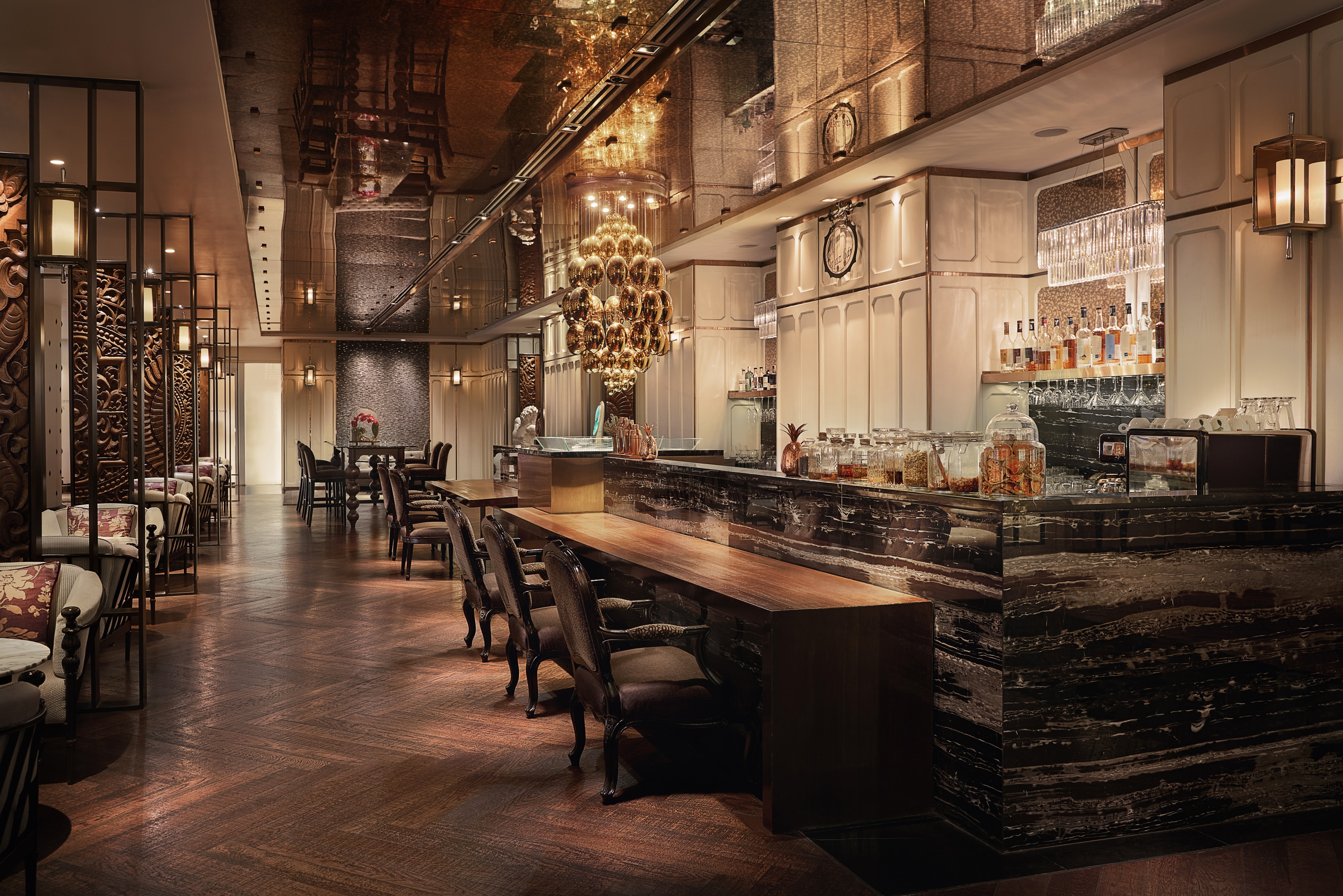 The Glaz Bar