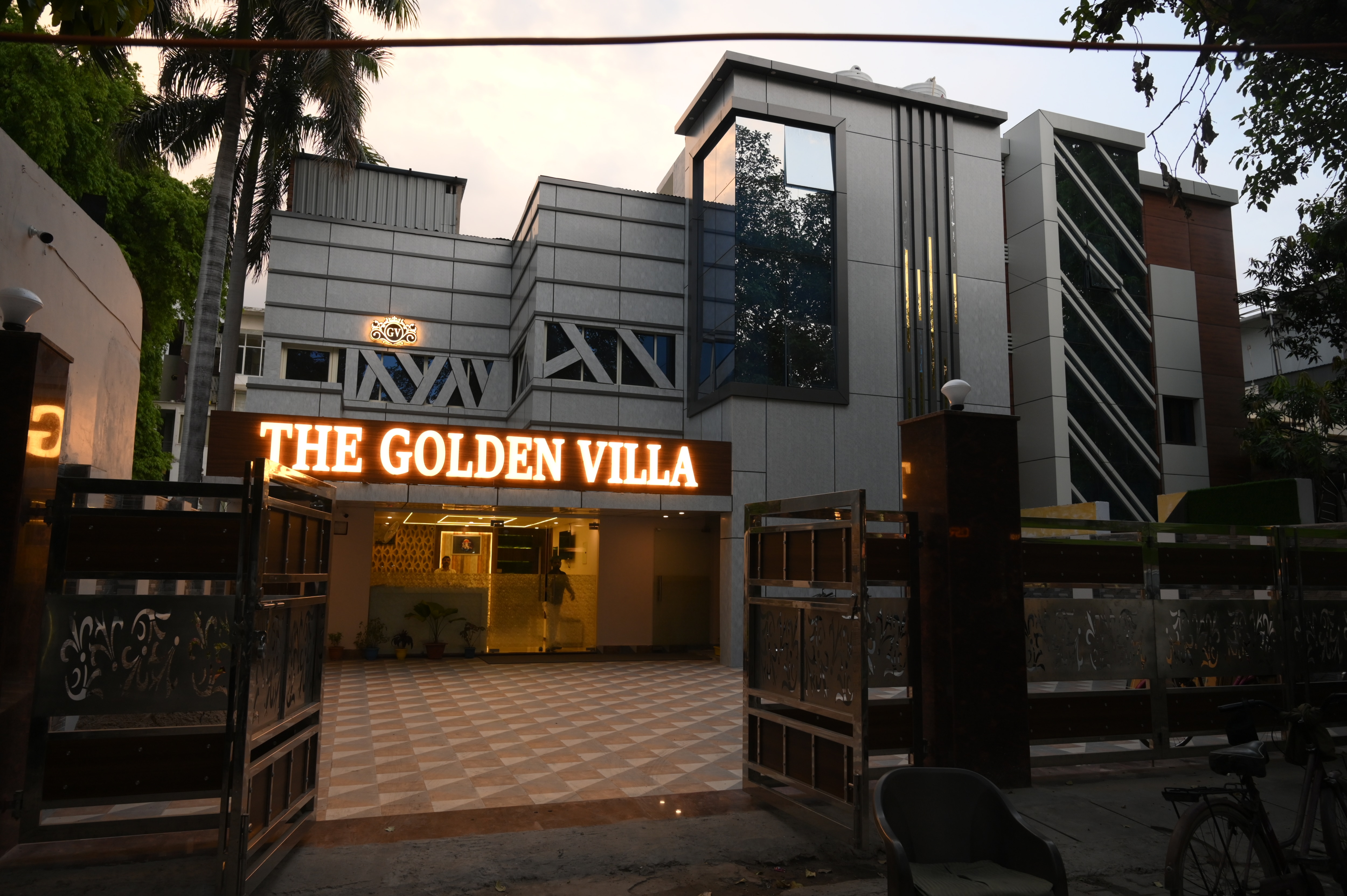The Golden Villa Restaurant