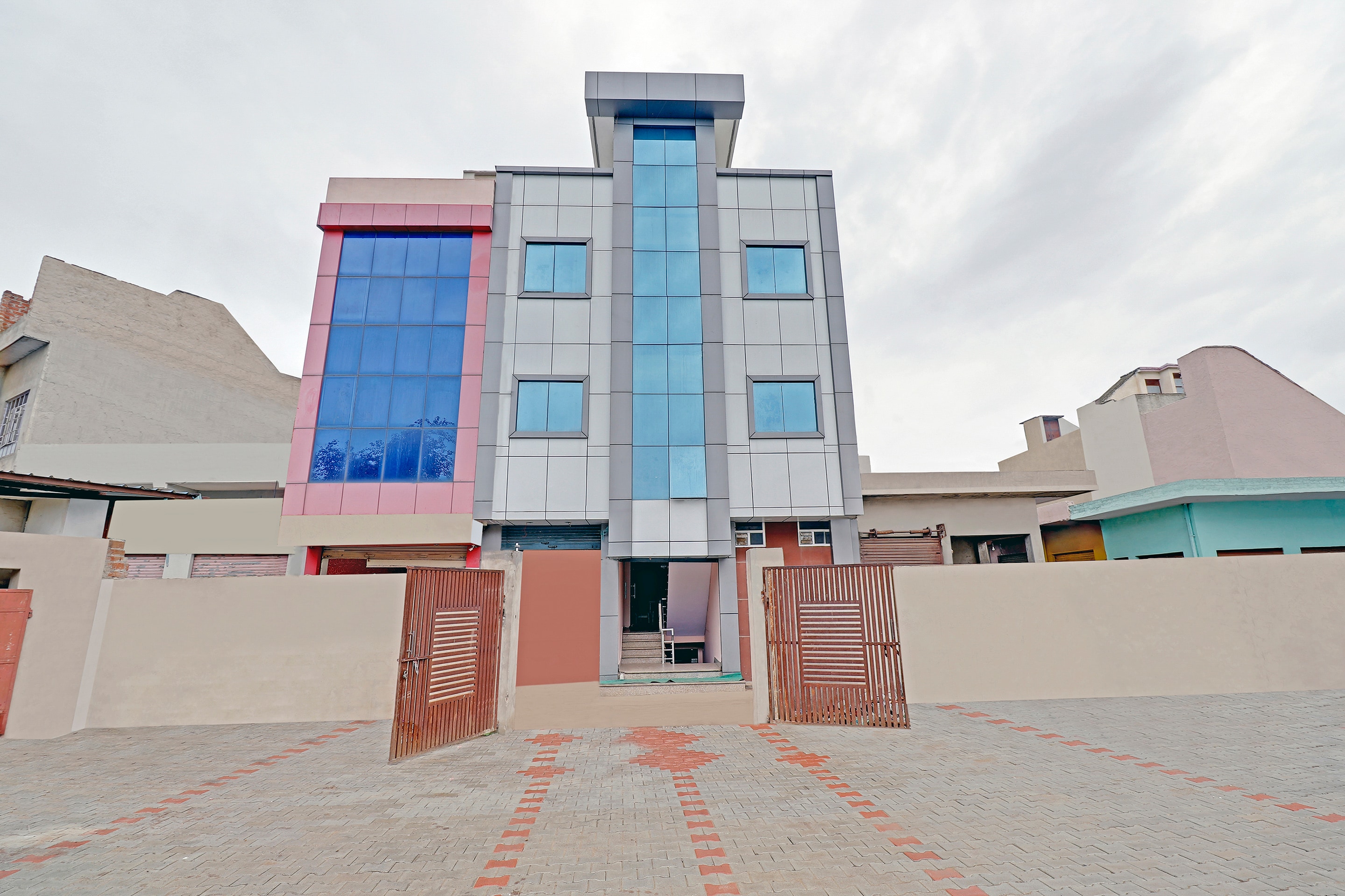 Hotel O Ananda & Restaurant Kishangarh Bas - Reviews, Photos & Offer
