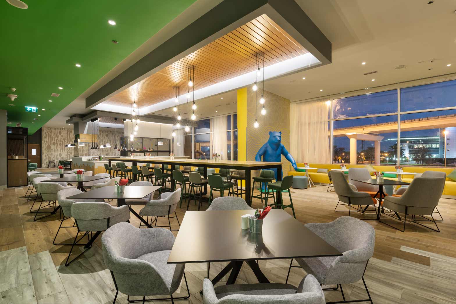 Level M Restaurant