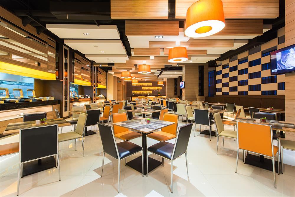 M Cafe