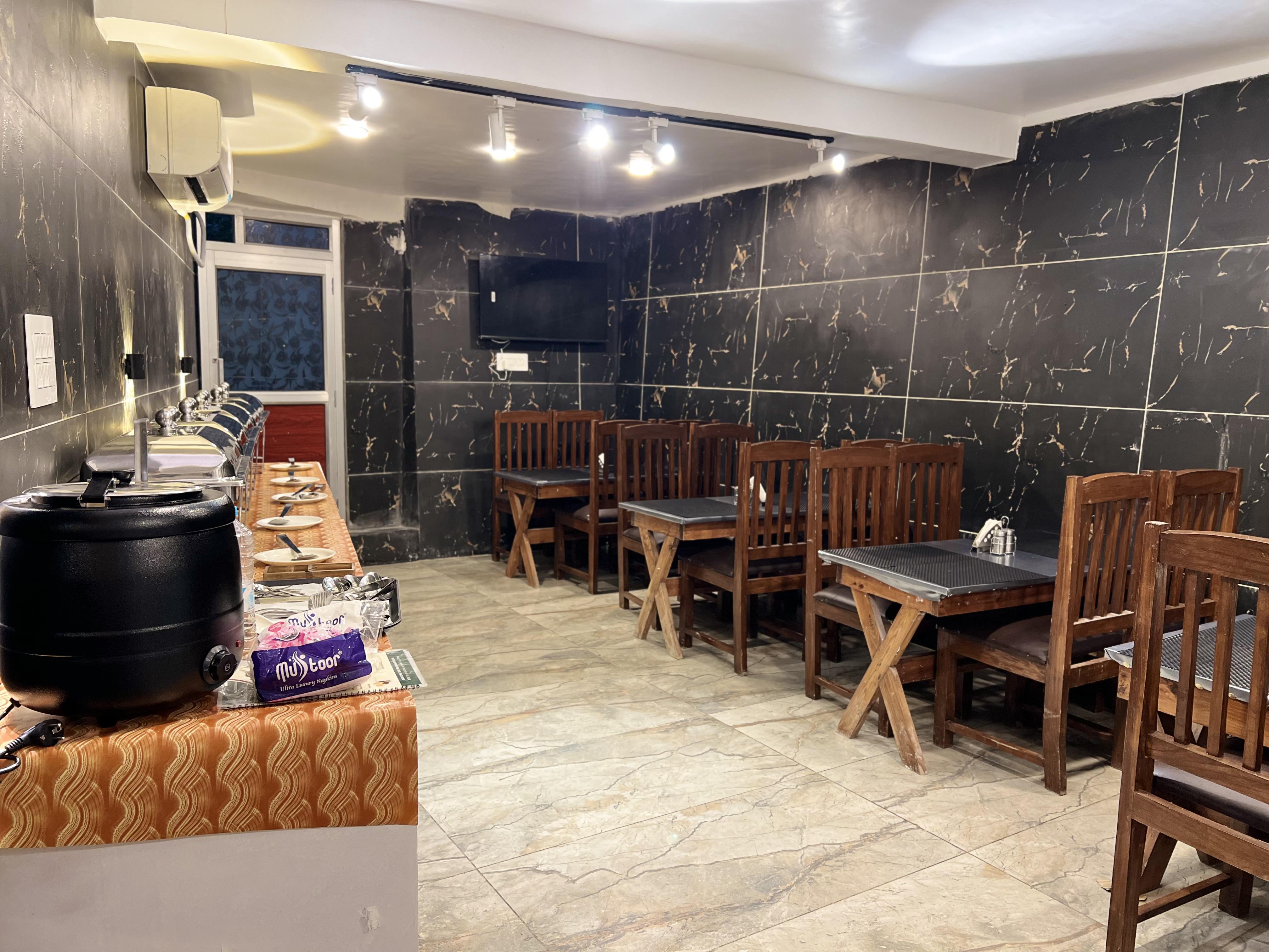 Lands End Resort Resturant