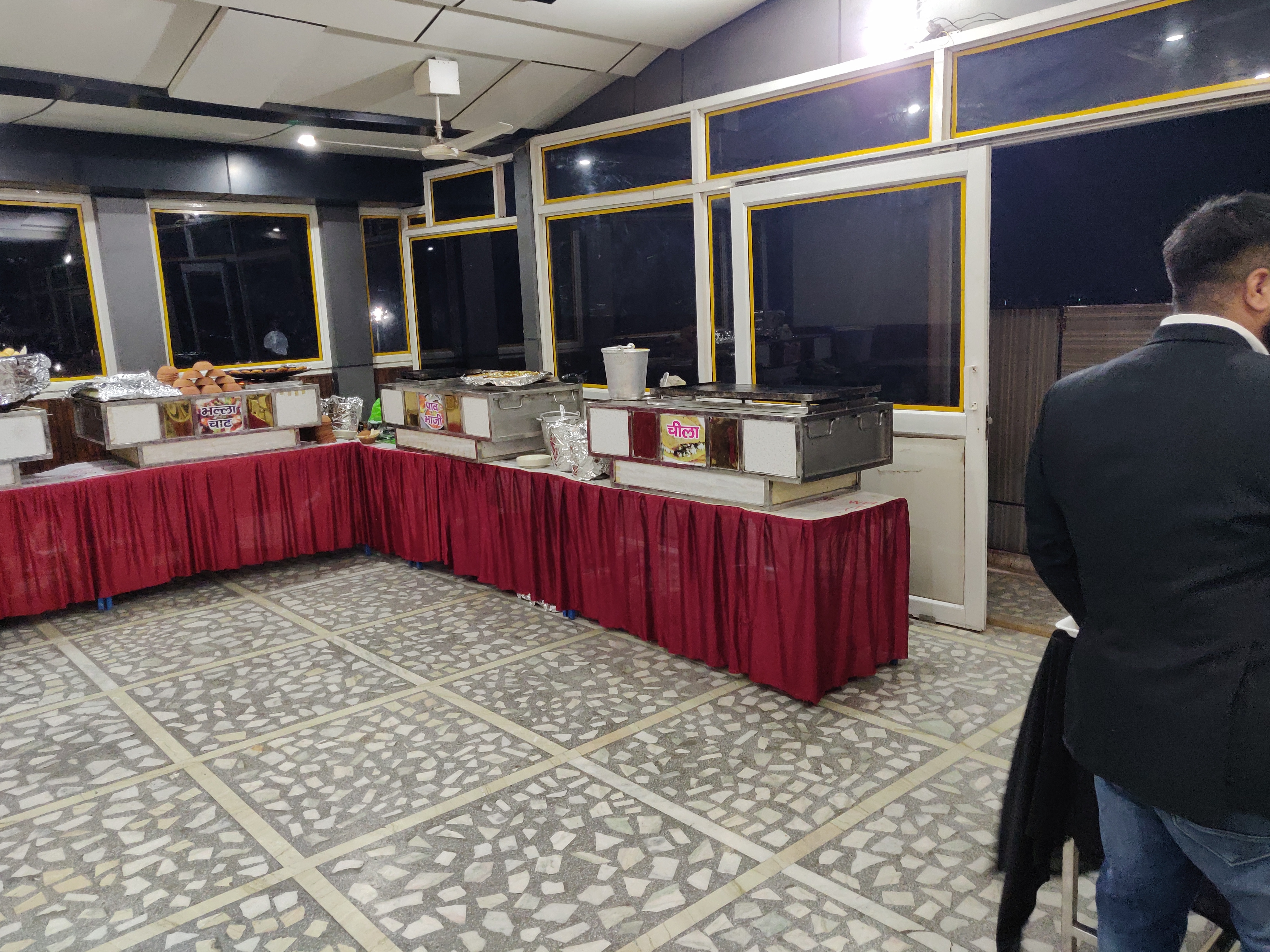 MEZBAN RESTAURENT