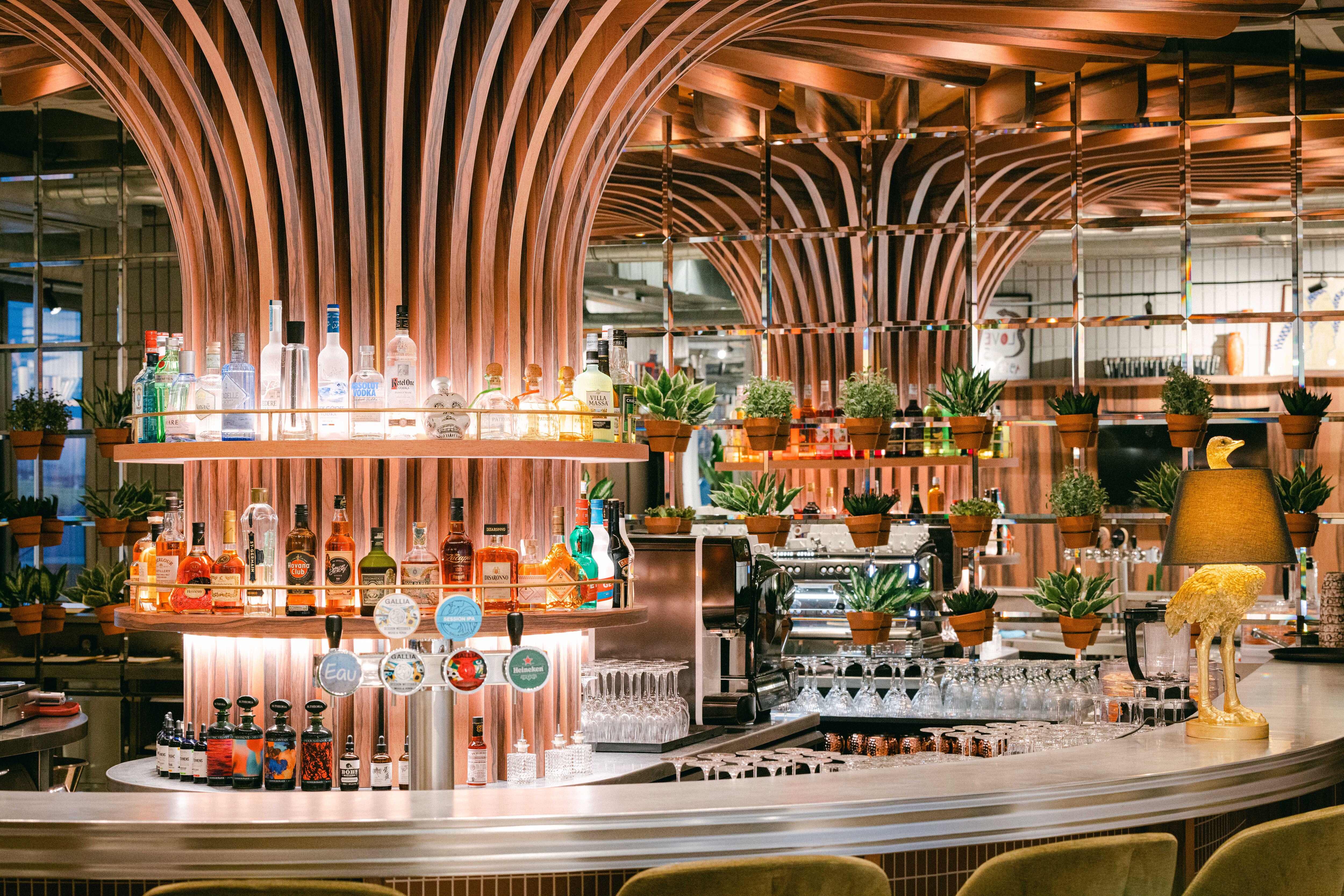 Eat, savor Restaurant