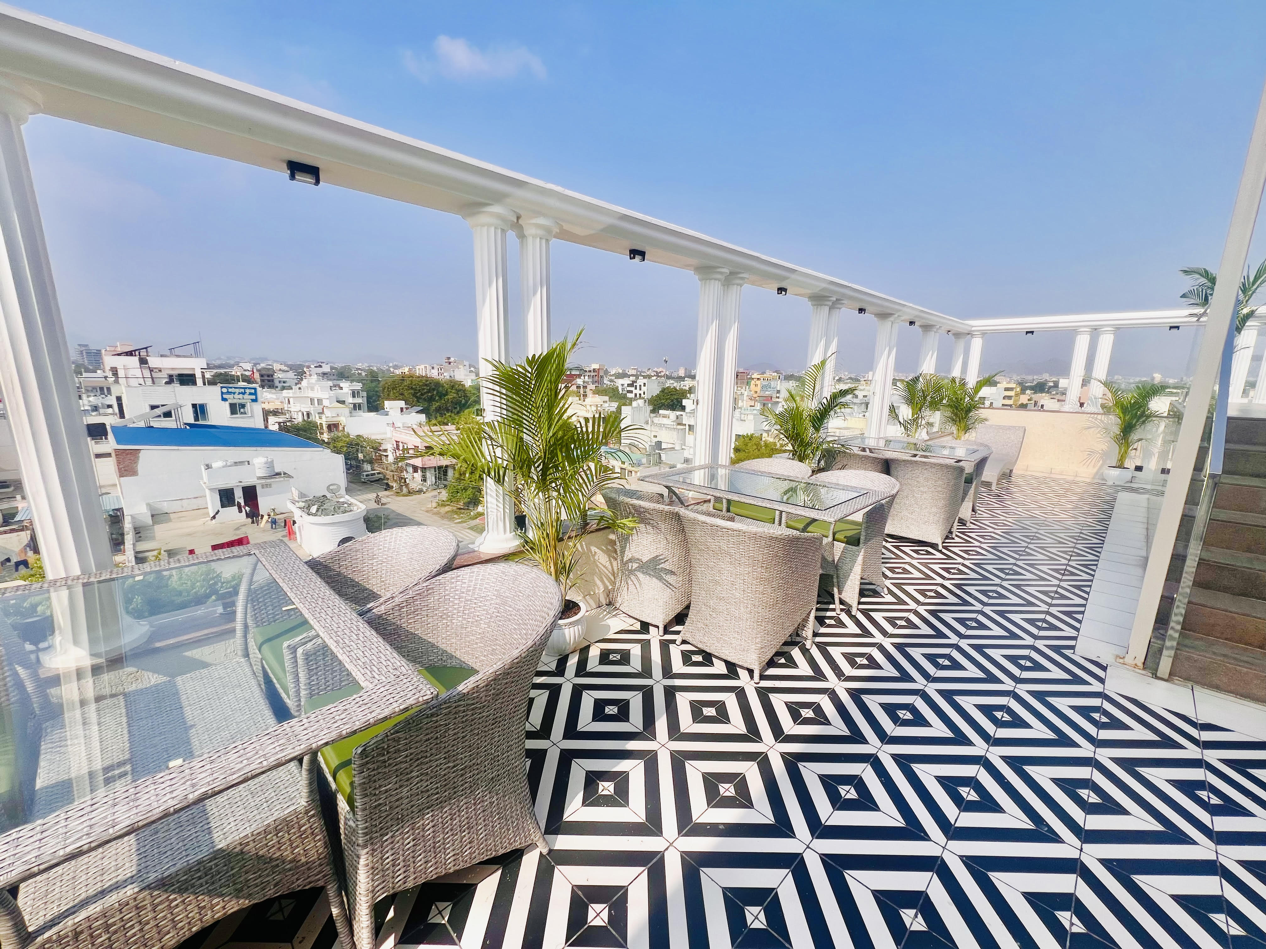 Hotel Royal Residency