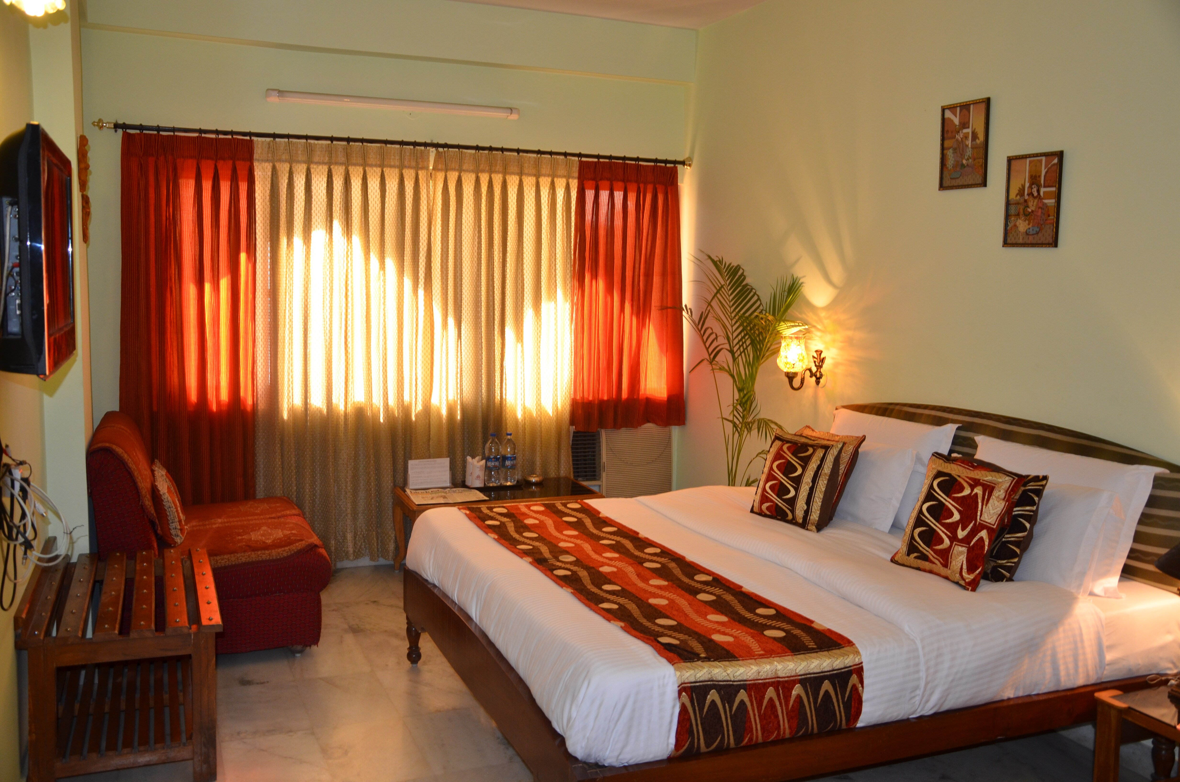 Hotel Sarang Palace, Jaipur Hotel Sarang Palace, Jaipur